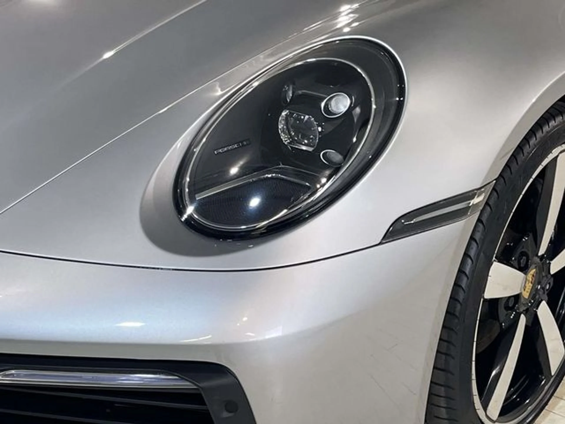 mph004_3475037896_28bb59bf5b68822a6550dd10916e5144x_466fe11ccb