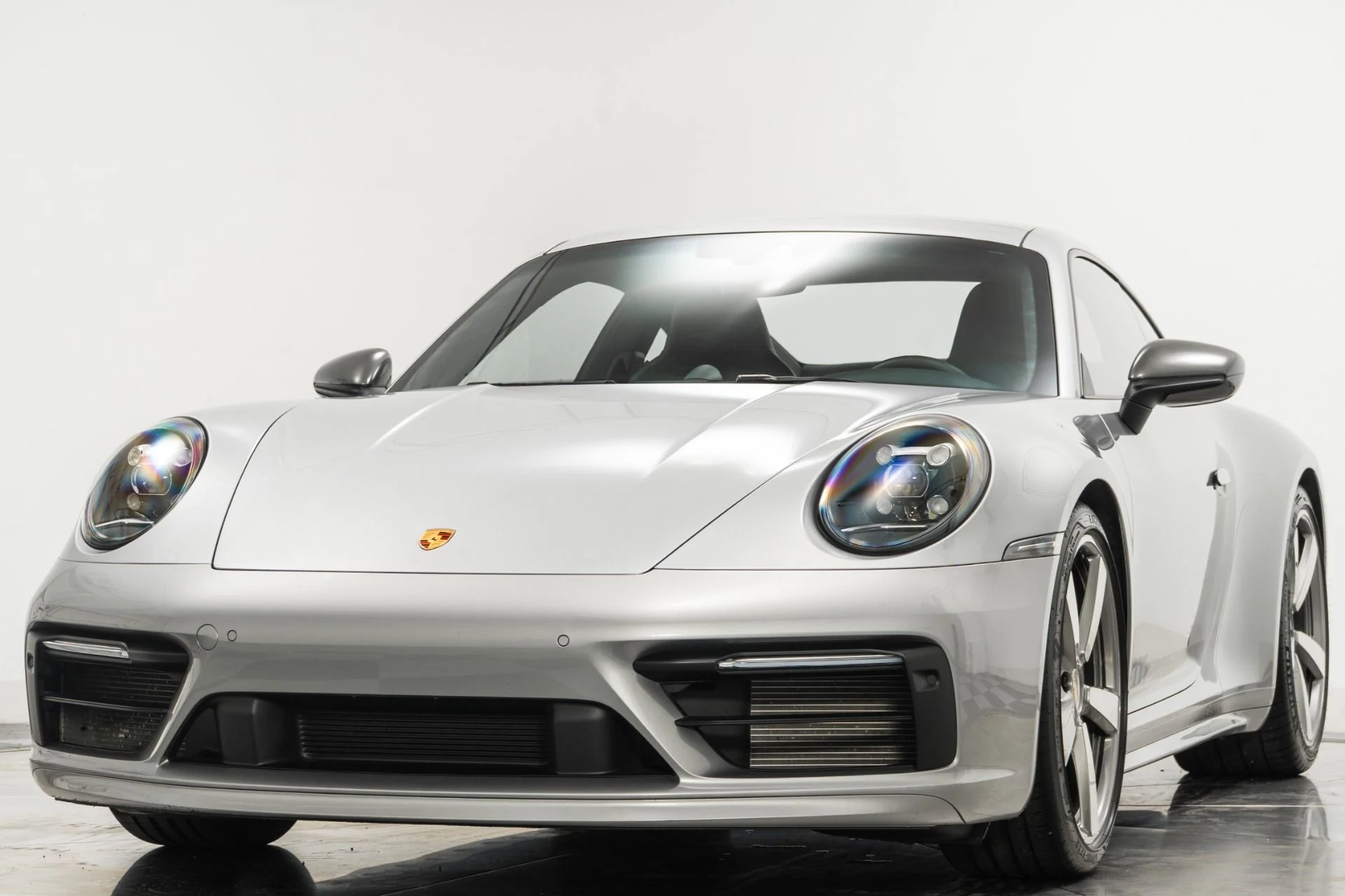 mph004_3477080515_Used_2023_Porsche_911_Carrera_T_7_Speed_Manual_Sport_Design_package_Carrera_Exclusive_Wheels_1777662329_83751092f5