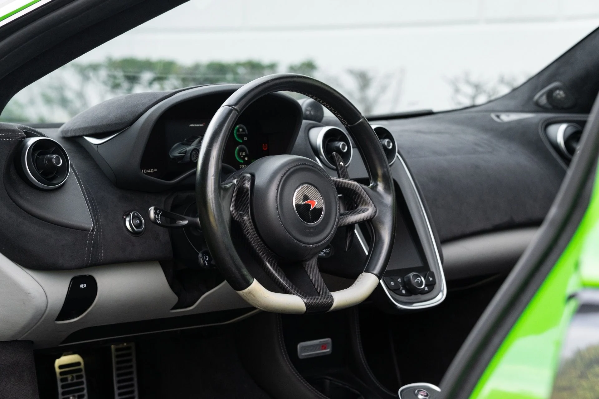 mph004_3486738596_Used_2018_Mc_Laren_570_S_Spider_1773949539_9caea17b99