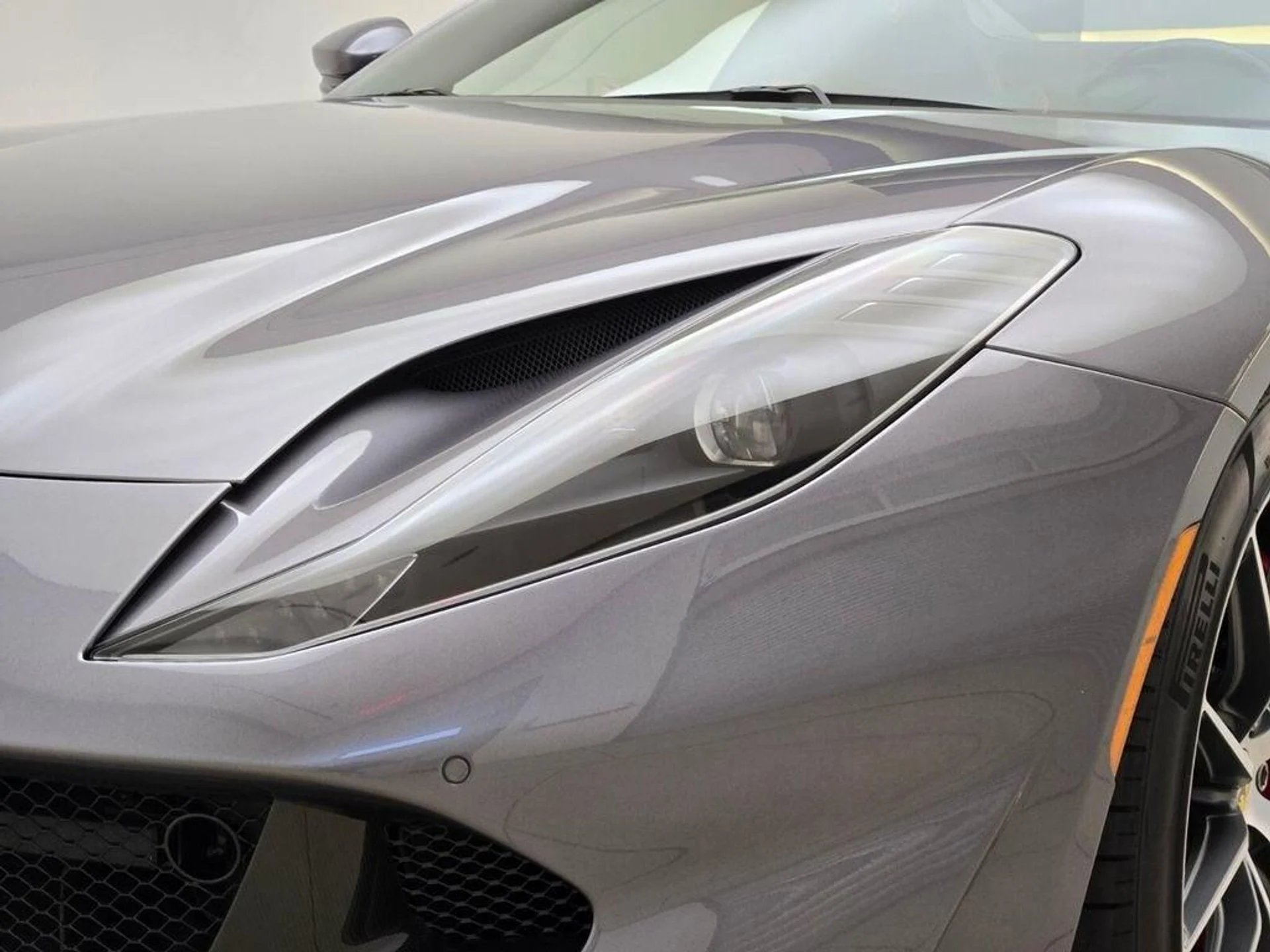 mph004_3489859001_Used_2022_Ferrari_812_GTS_1777383826_0486ea81ab