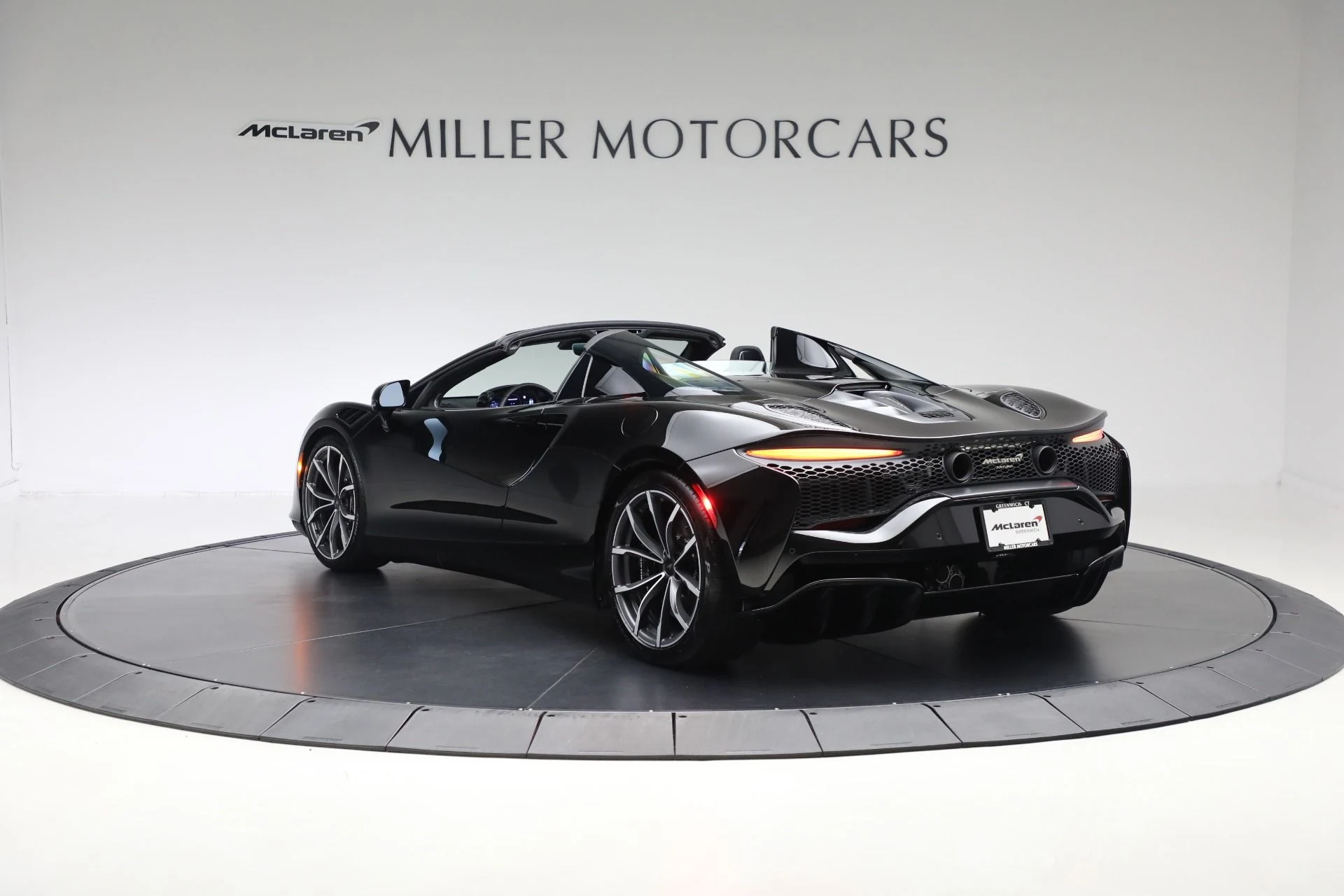 mph004_3498283215_New_2025_Mc_Laren_Artura_Spider_25a1d88dfd