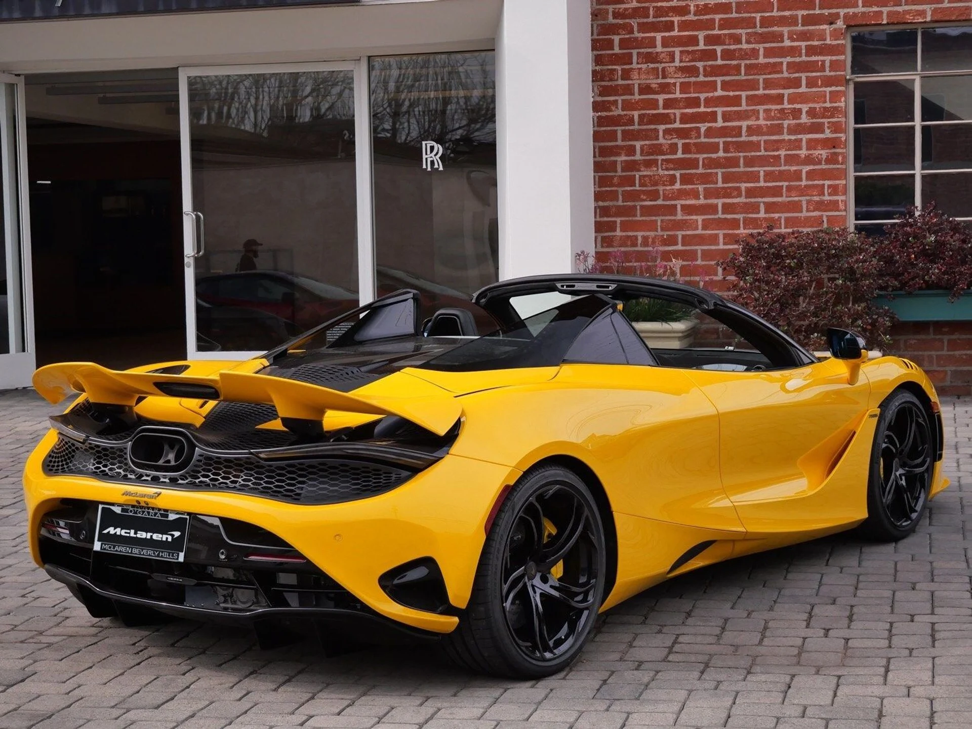 mph004_3498580742_5d4c844ce501a7e467e7228c47142b7ax_db5805da62