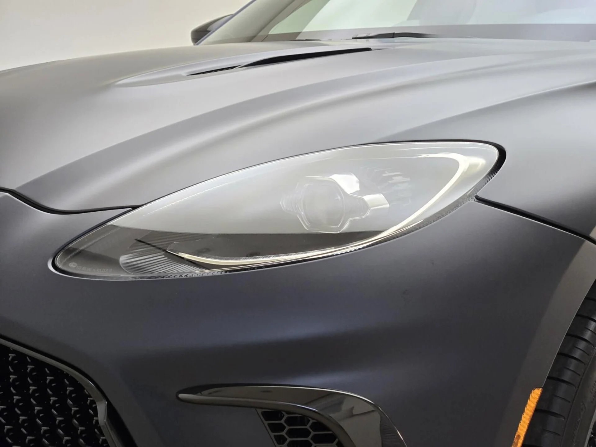 mph004_3498923081_New_2026_Aston_Martin_DBX_S_1780118639_4b858decd2