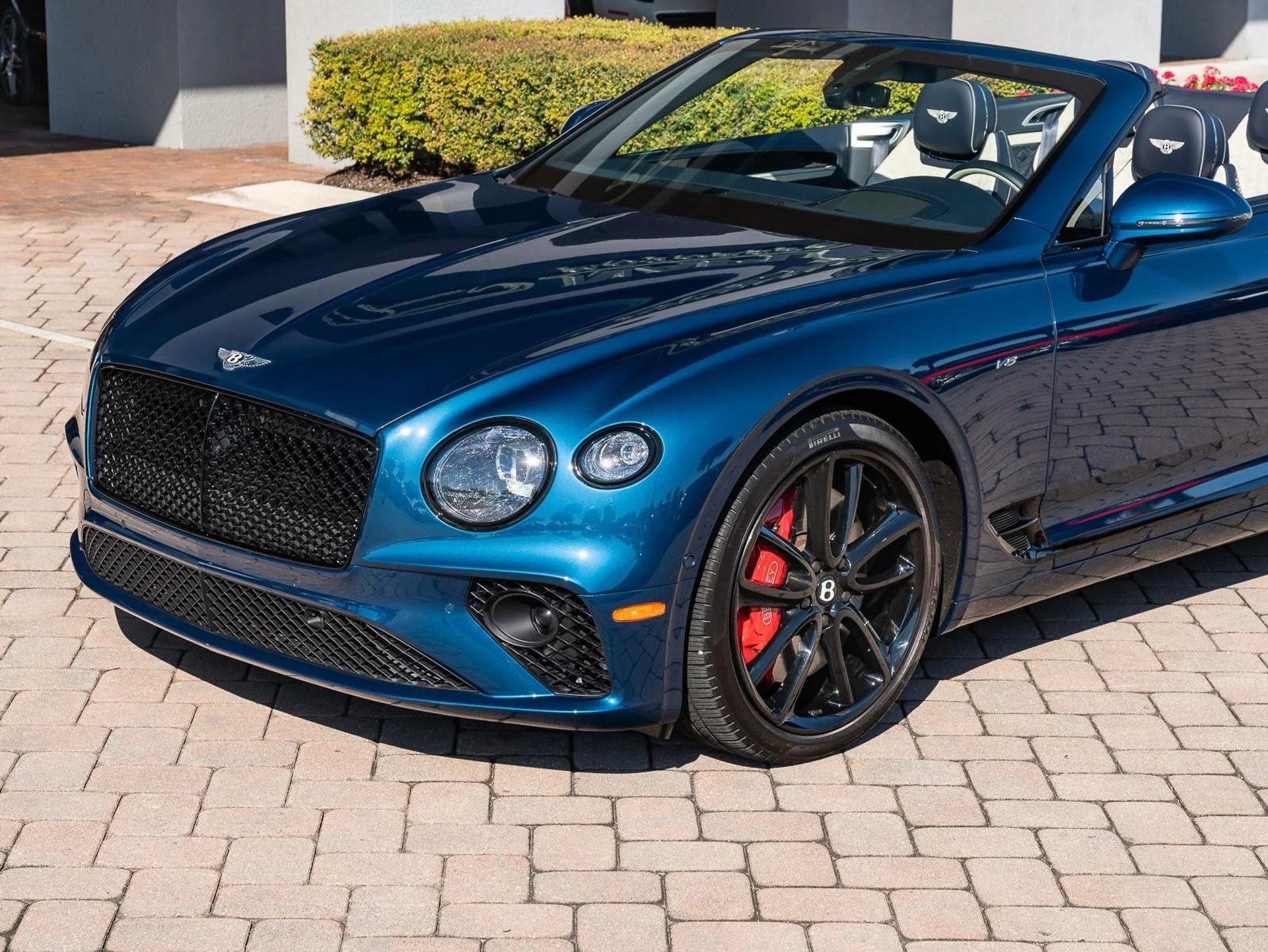mph004_3503276346_Used_2022_Bentley_Continental_GT_V8_1764612354_362704142c