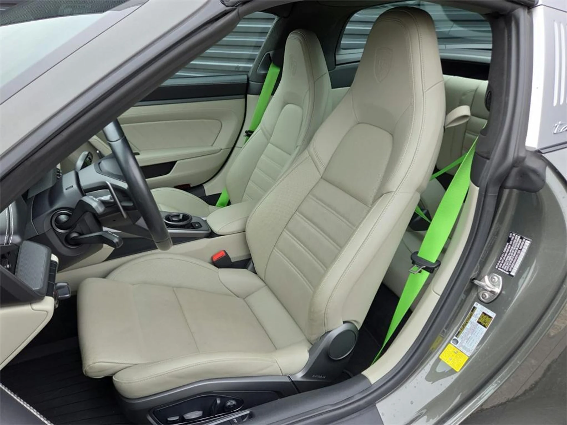 mph004_3505723292_9_Snbfpvs0_D0d_LI_9_L0q_H6_J_Zp_Gd_Y_4200dbcda1