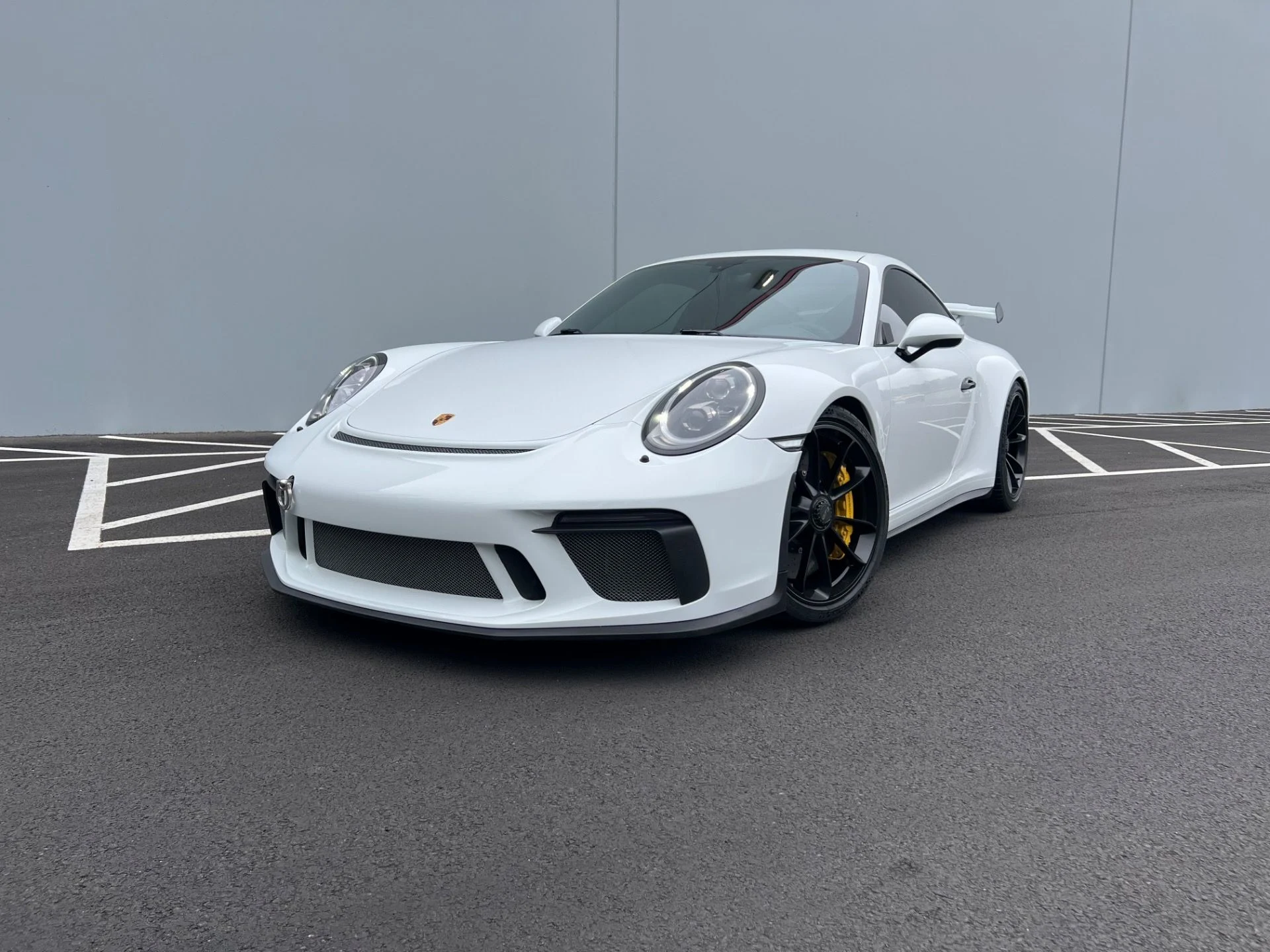 mph004_3511049619_Used_2018_Porsche_911_GT_3_1790021393_96b6325ddd