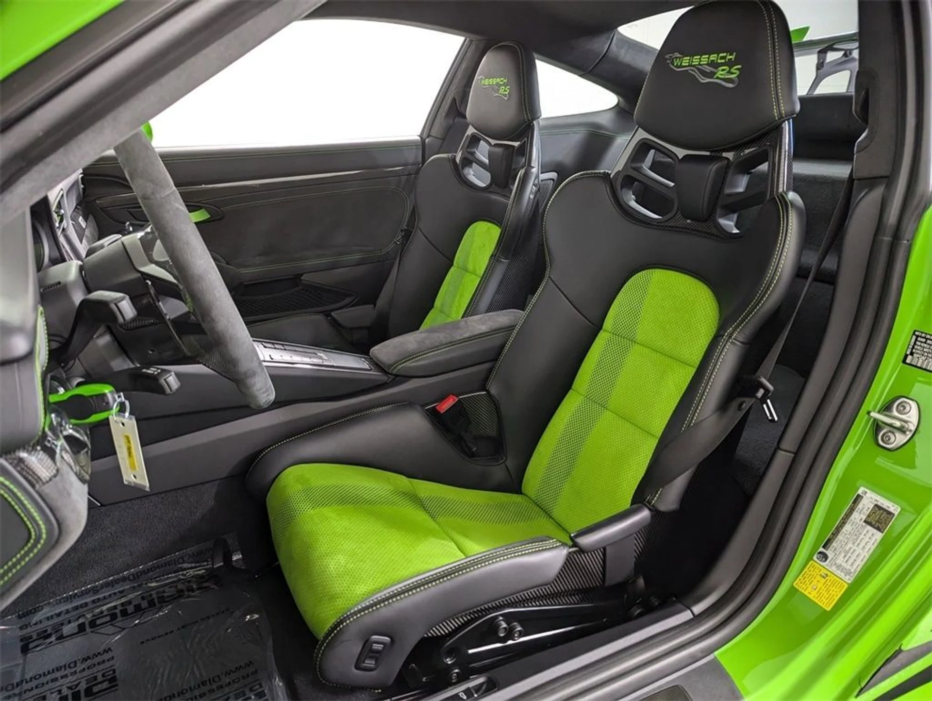 mph004_352212285_15cd19eb28c480321b6bab047b254b6dx_5af160c345