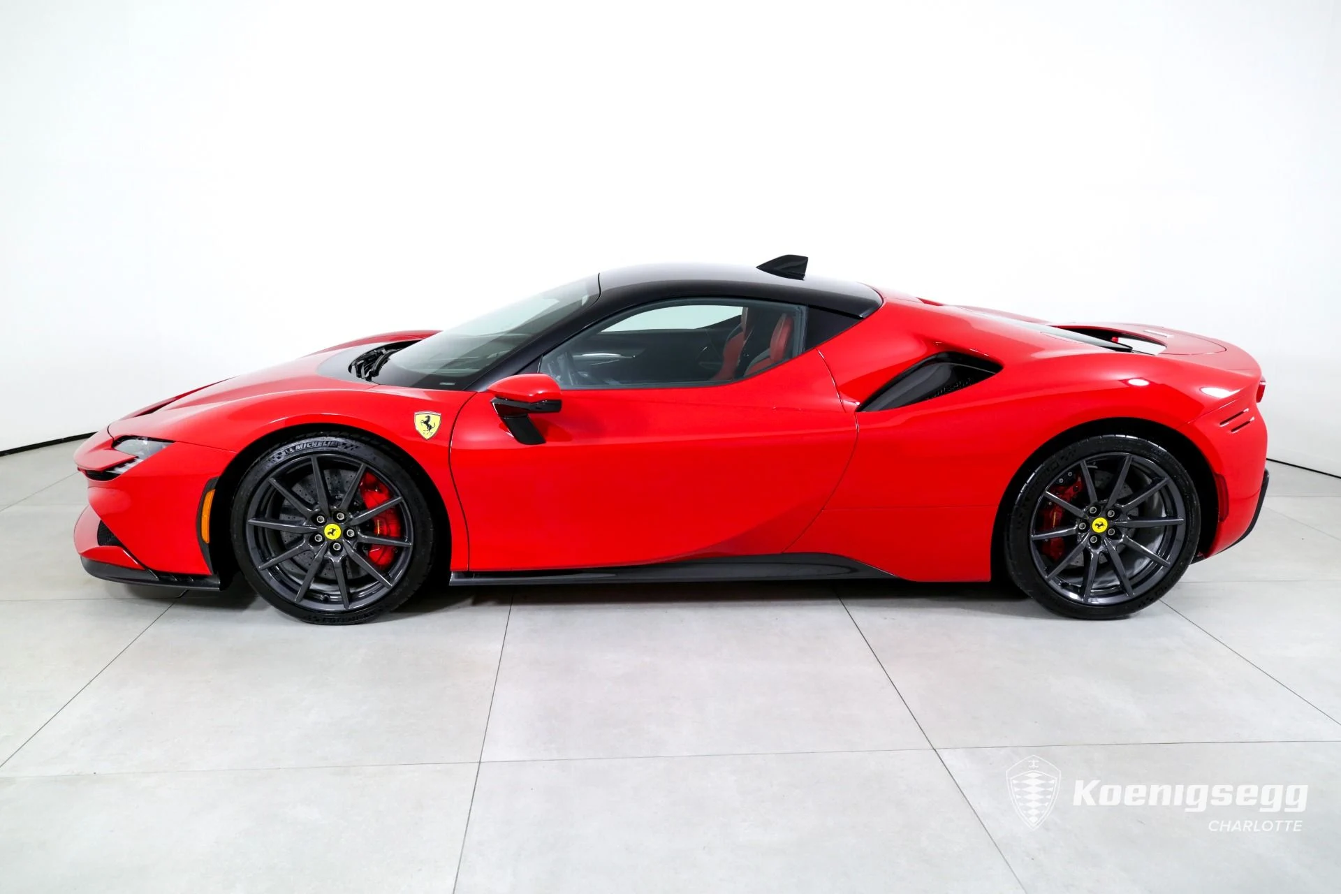 mph004_3522655376_Used_2021_Ferrari_SF_90_Stradale_1745601463_741b74d66f