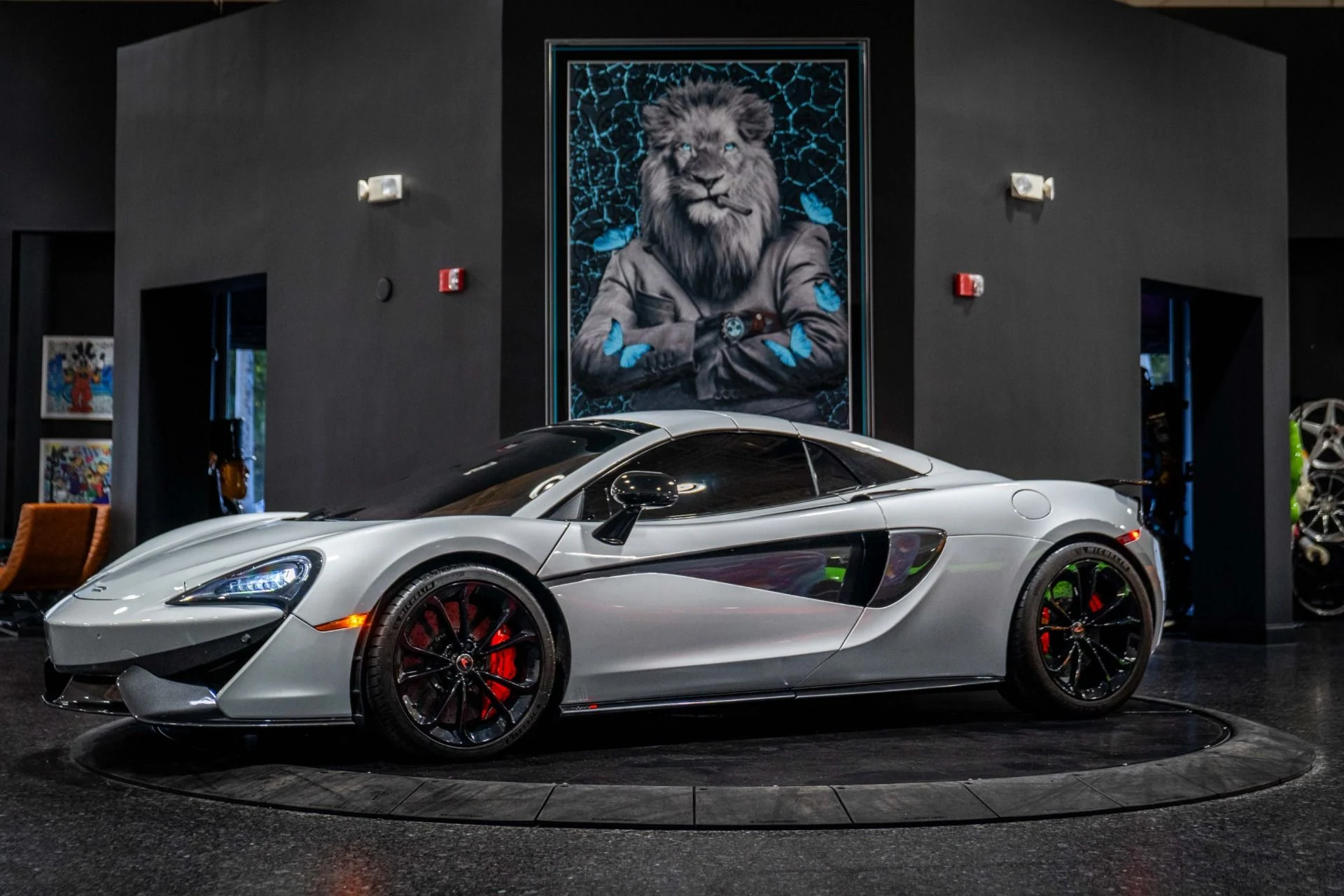 mph004_3524331205_Used_2018_Mc_Laren_570_S_Spider_Loaded_Spec_Larini_exhaust_1765511070_42ed6275b4