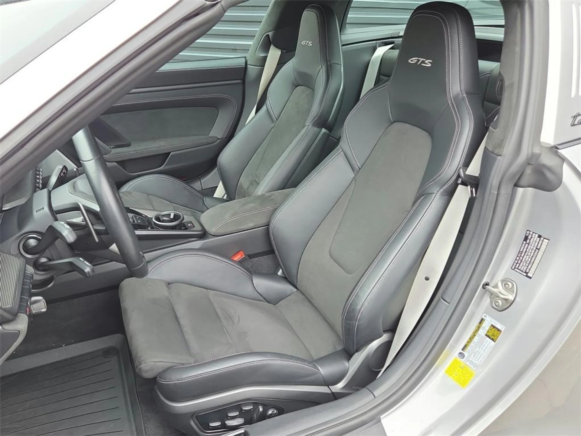 mph004_3532201565_Kap_EY_Yeff_Sp7_ML_3_Dt_Ke_I_Az_NI_Wv0_a6b545ea9b