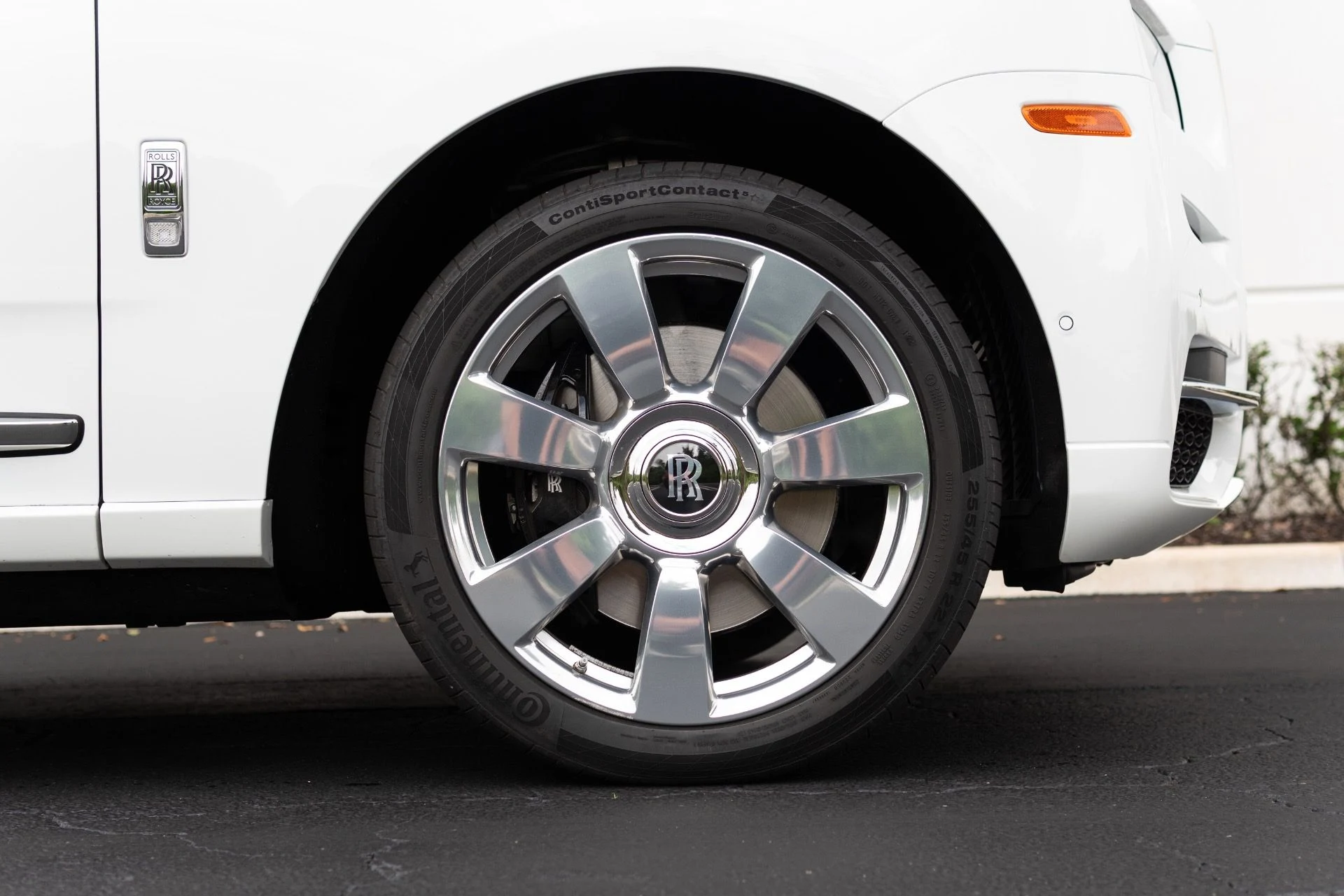 mph004_3536054929_Used_2023_Rolls_Royce_Cullinan_1766776442_b8ae30123e