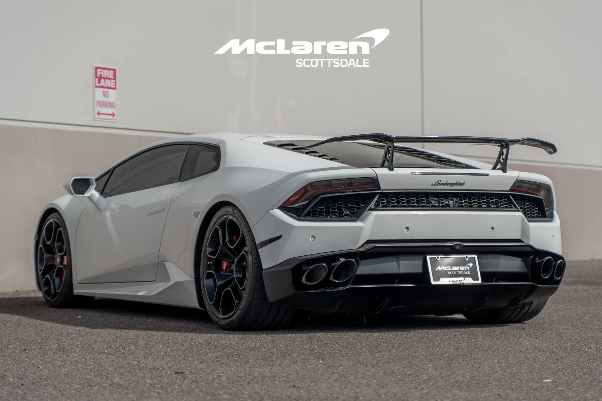 mph004_3549175401_Used_2018_LAMBORGHINI_HURACAN_LP_580_2_1764564005_3d35c3f164