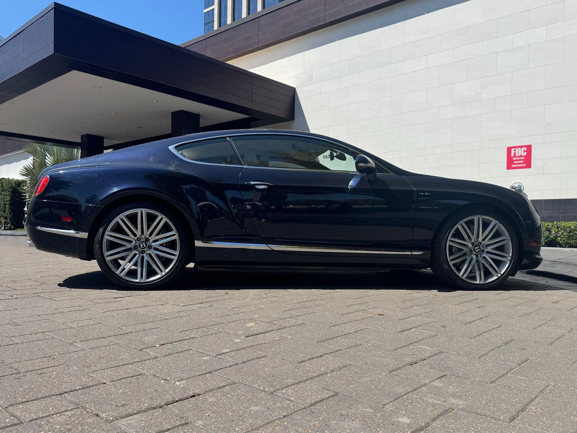 mph004_3560629081_505420451_69beac0af81de2e9eeb7c145_6de281ed71