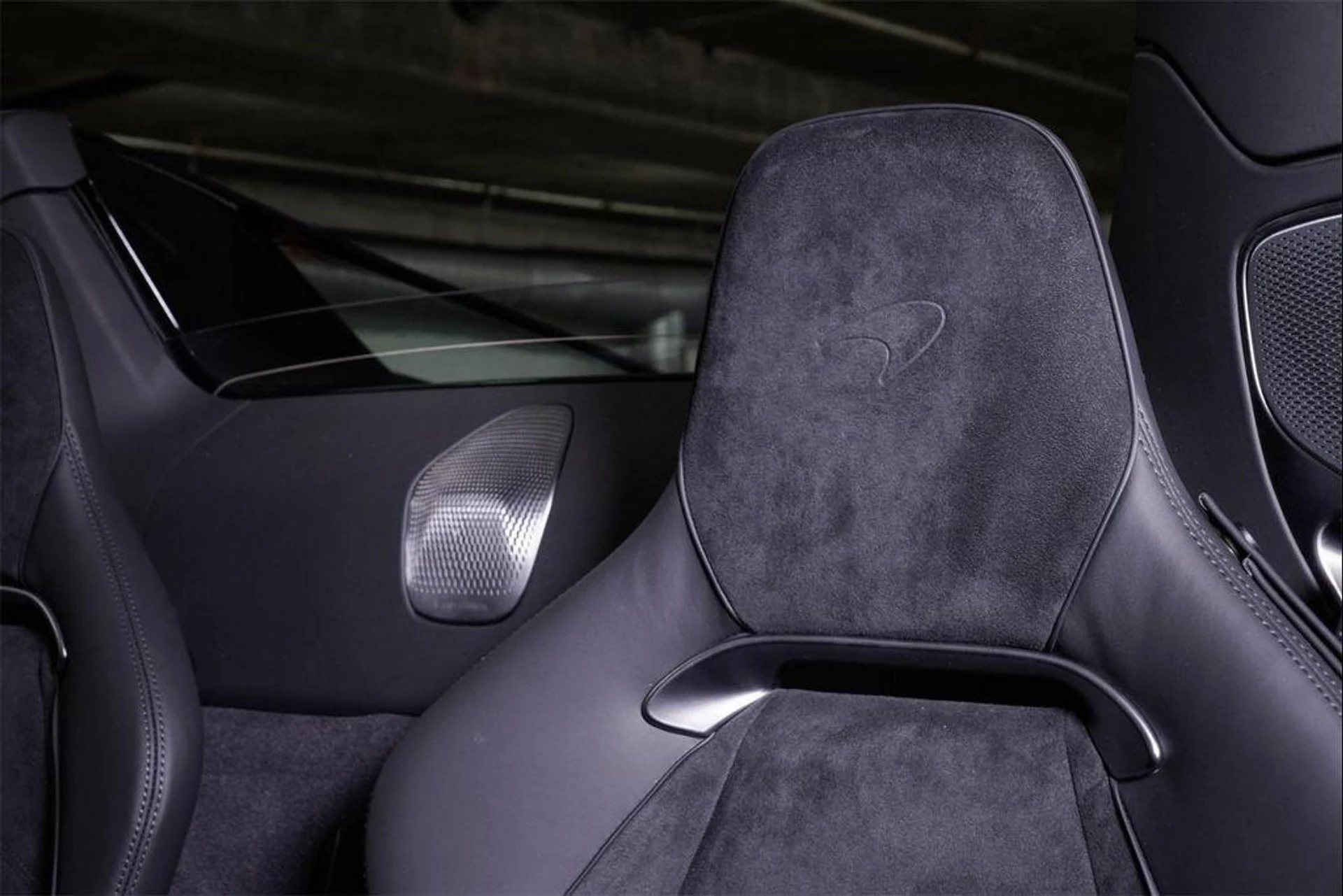 mph004_3562628426_T_Xz6_A47_Gdtu_X4_WYMGB_5_GI_l_UMF_8_94389bf614