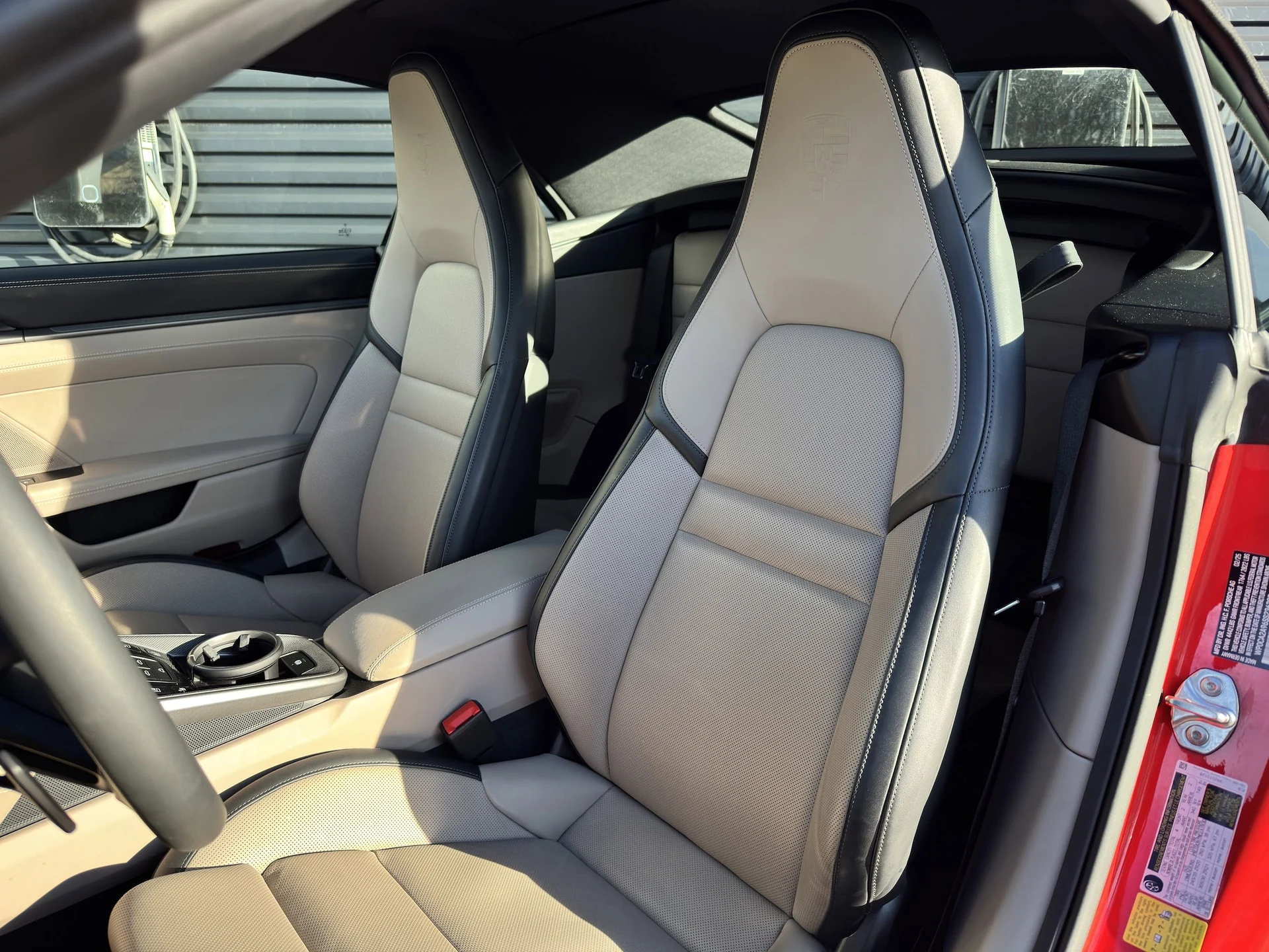 mph004_3566328725_a493d9b88c0e4a84c55649e33fcbe75ax_25164a72b1