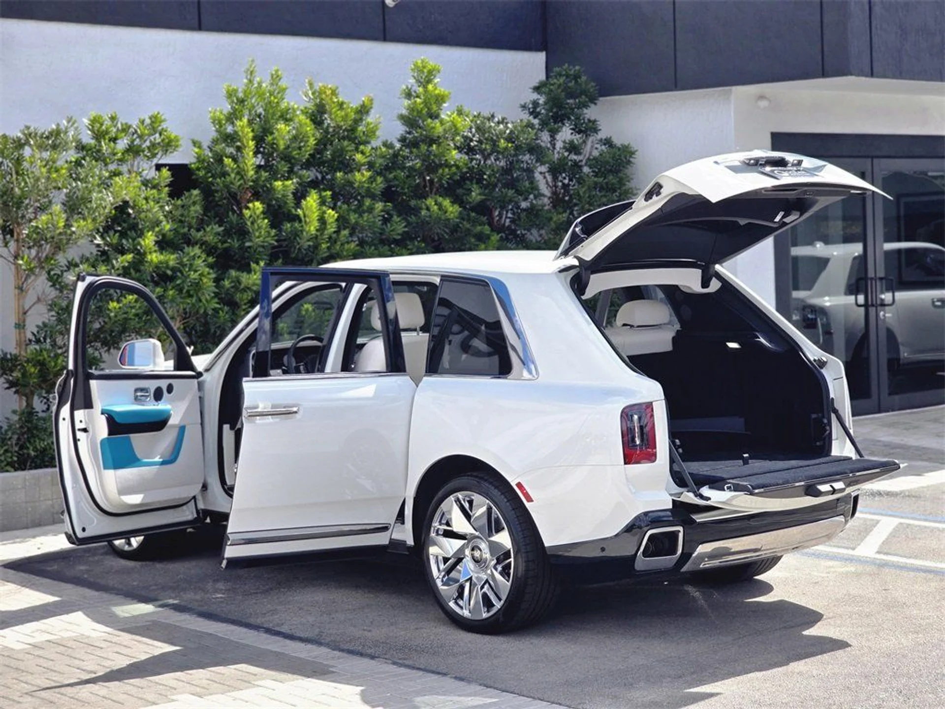 mph004_3567122121_8941738343d8d54b980c8b3d50882461_1536b7f5cc