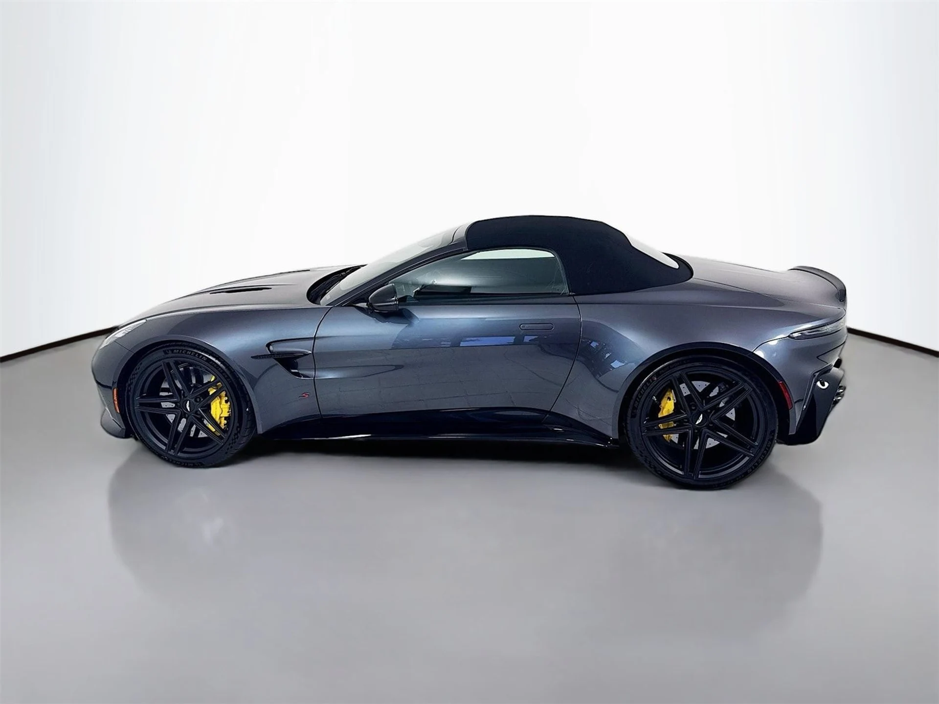 mph004_3596267193_516f78009f9616fdf4e5e189ae625c2cx_6db8258930