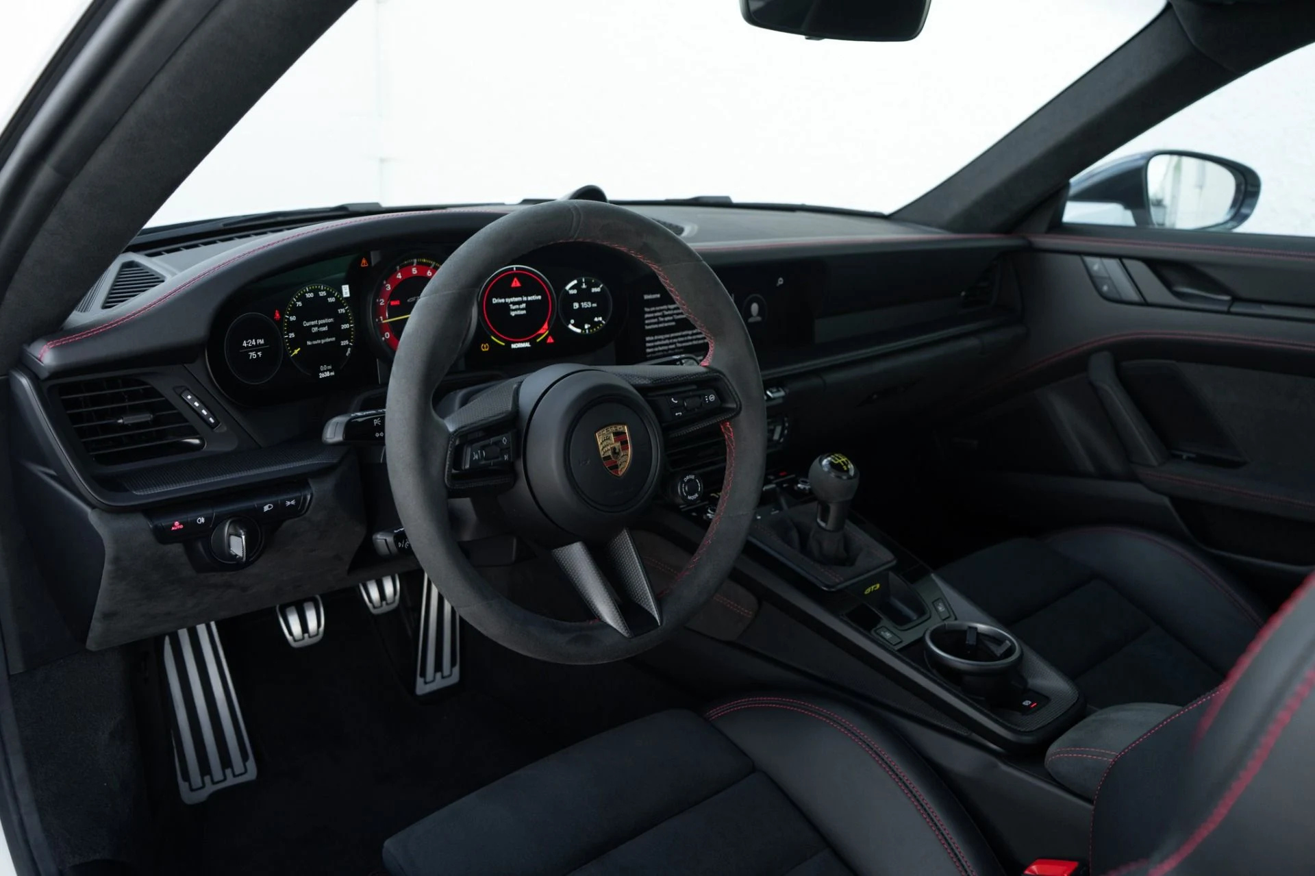 mph004_3599702147_Used_2024_Porsche_911_GT_3_1774306212_47d3dc9ad8