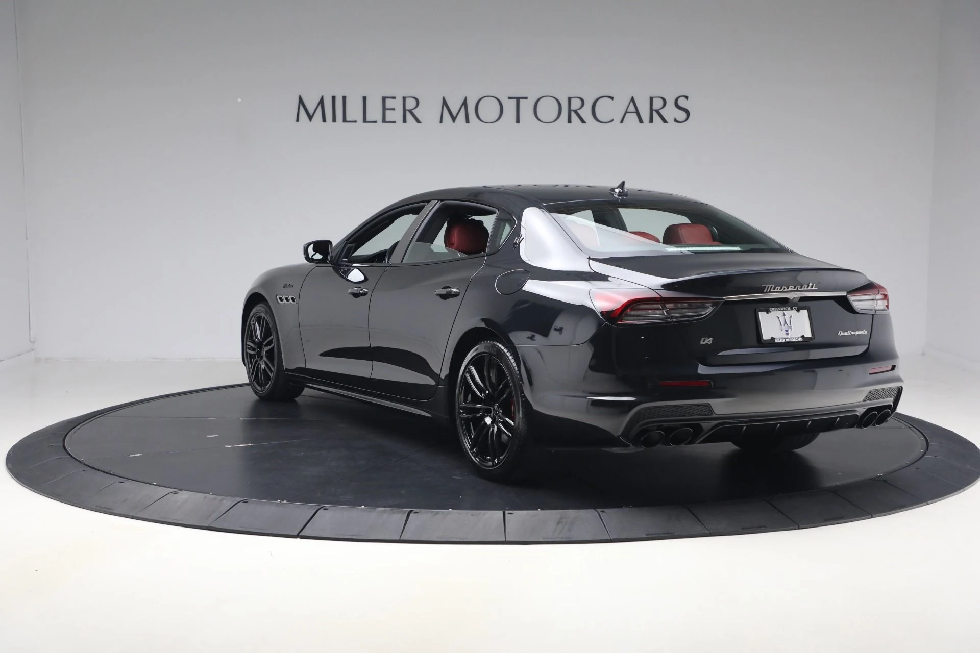 mph004_3603561217_Used_2022_Maserati_Quattroporte_Modena_Q4_1776360764_6ece301240