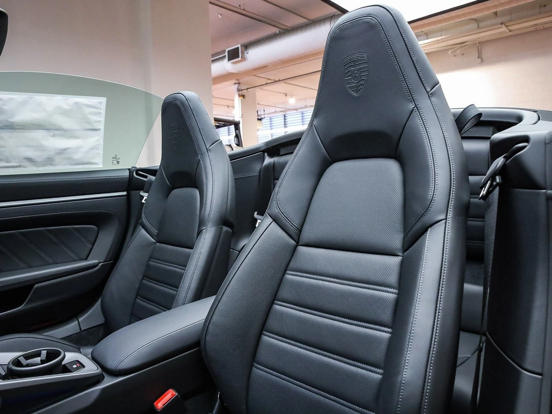 mph004_3604087874_b5a3cc92d55c54b2dbb0507c1c1761d3x_0db944a028