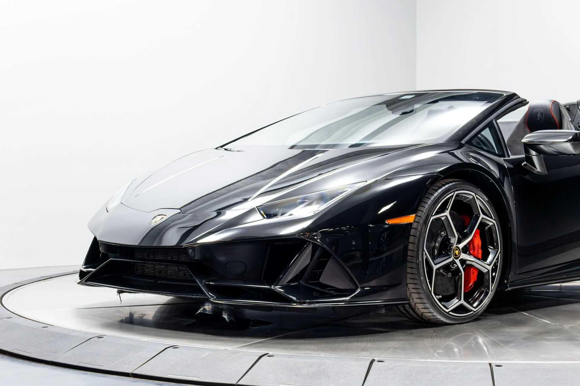 mph004_3607629805_Used_2020_Lamborghini_Huracan_EVO_1774302334_a89bba37eb