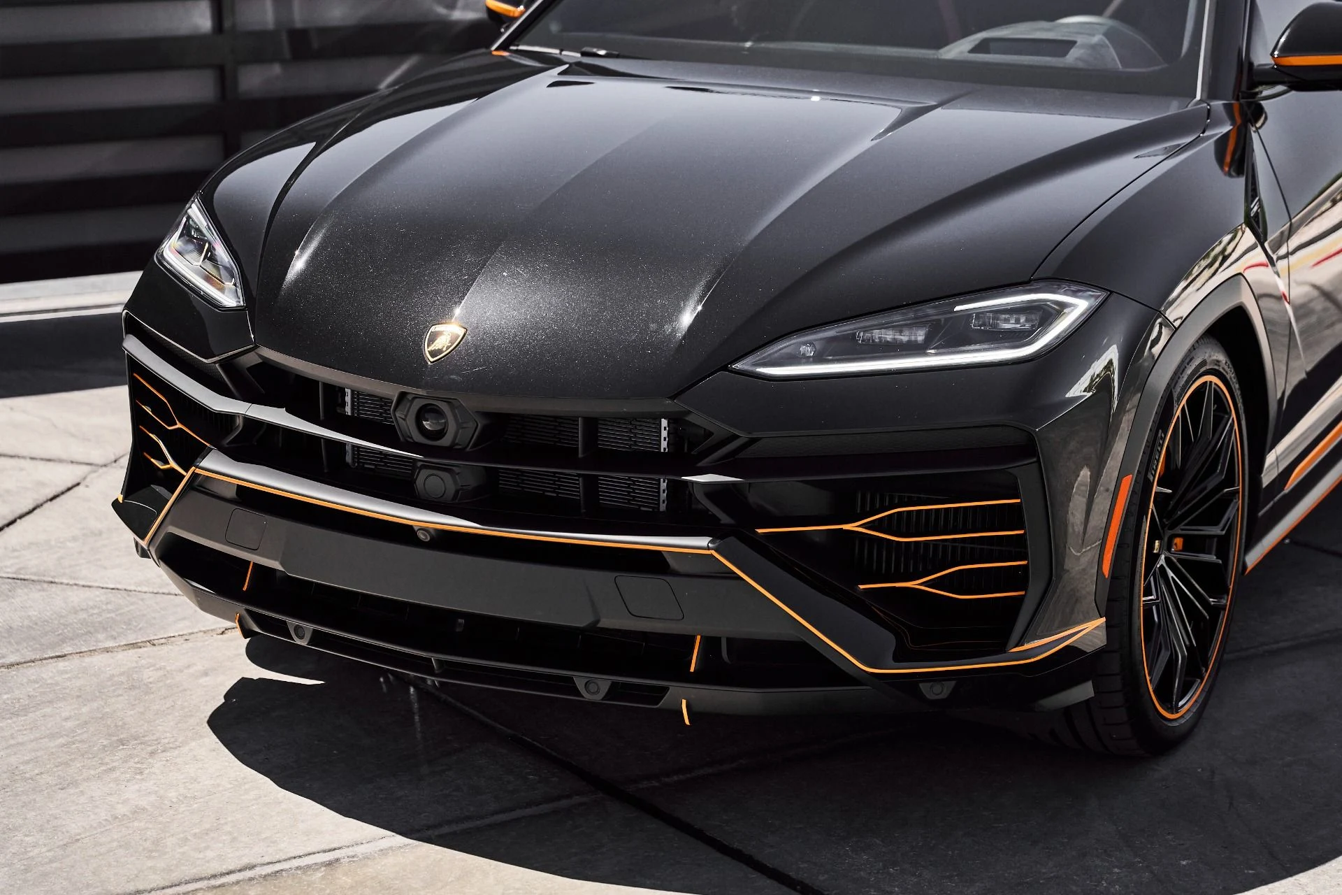 mph004_3615183146_Used_2025_Lamborghini_Urus_SE_1779991967_b1a1dec197