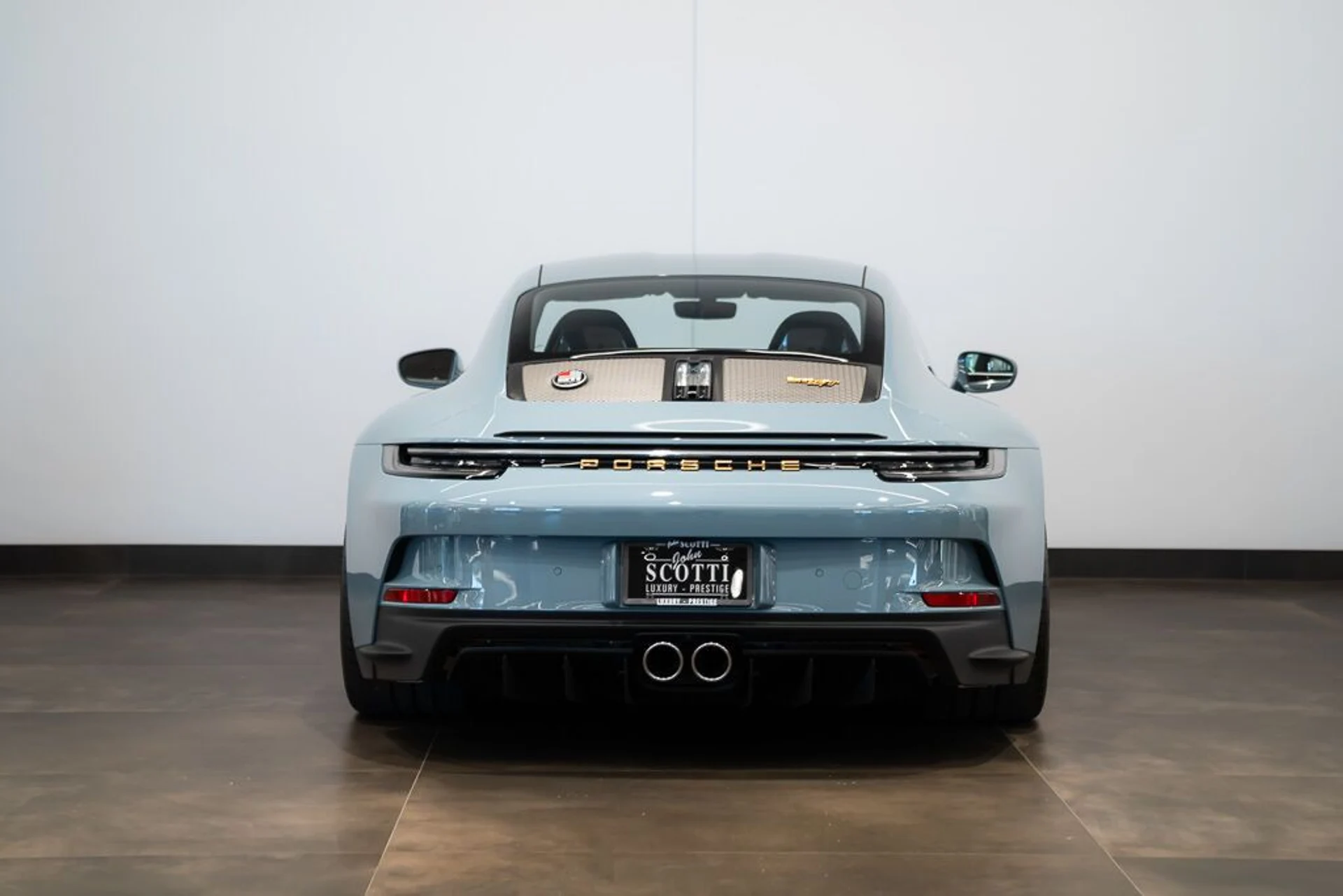 mph004_3624062556_porsche_911_2024_jpg_v_1773863537_1114ecf3f3