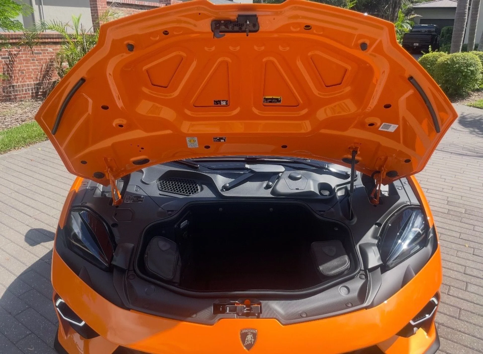 mph004_3625226003_Used_2026_Lamborghini_Temerario_1790890948_a5c387de92