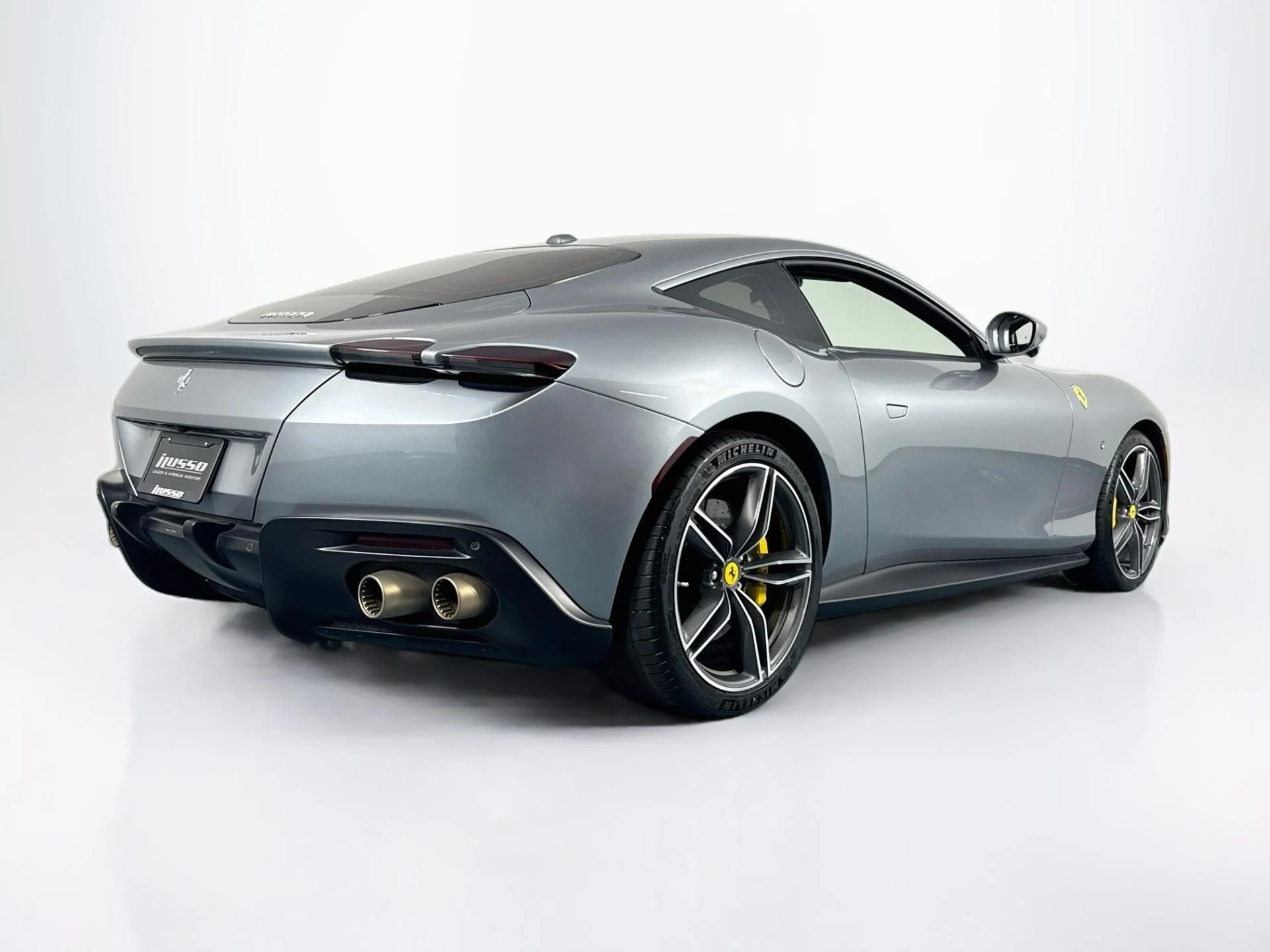 mph004_3627111290_Used_2021_Ferrari_Roma_1787957237_2a256ab2c6
