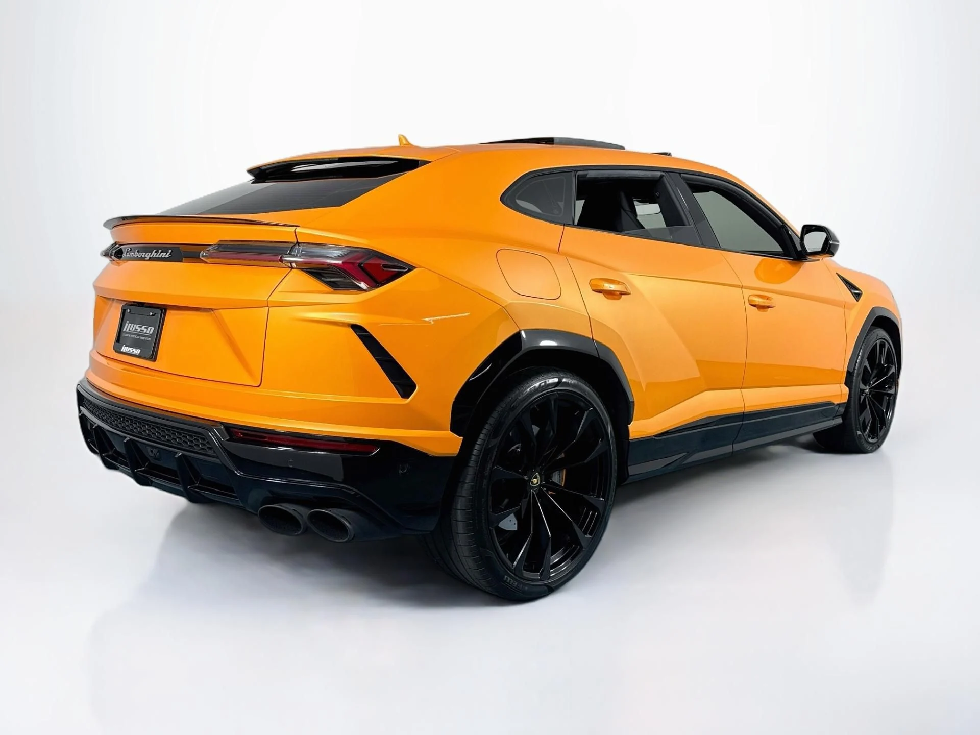 mph004_3629475146_Used_2022_Lamborghini_Urus_1790289754_c01ccf907b