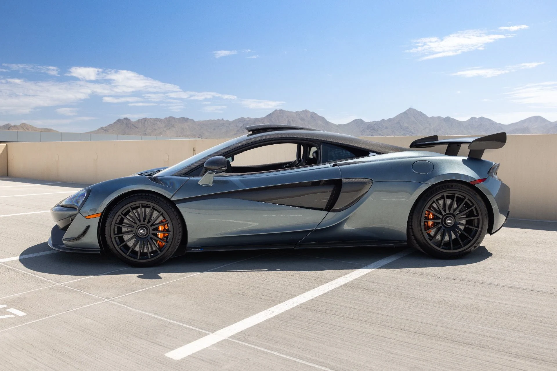 mph004_3630208324_Used_2020_Mc_Laren_620_R_1785795567_8fa2e695b6
