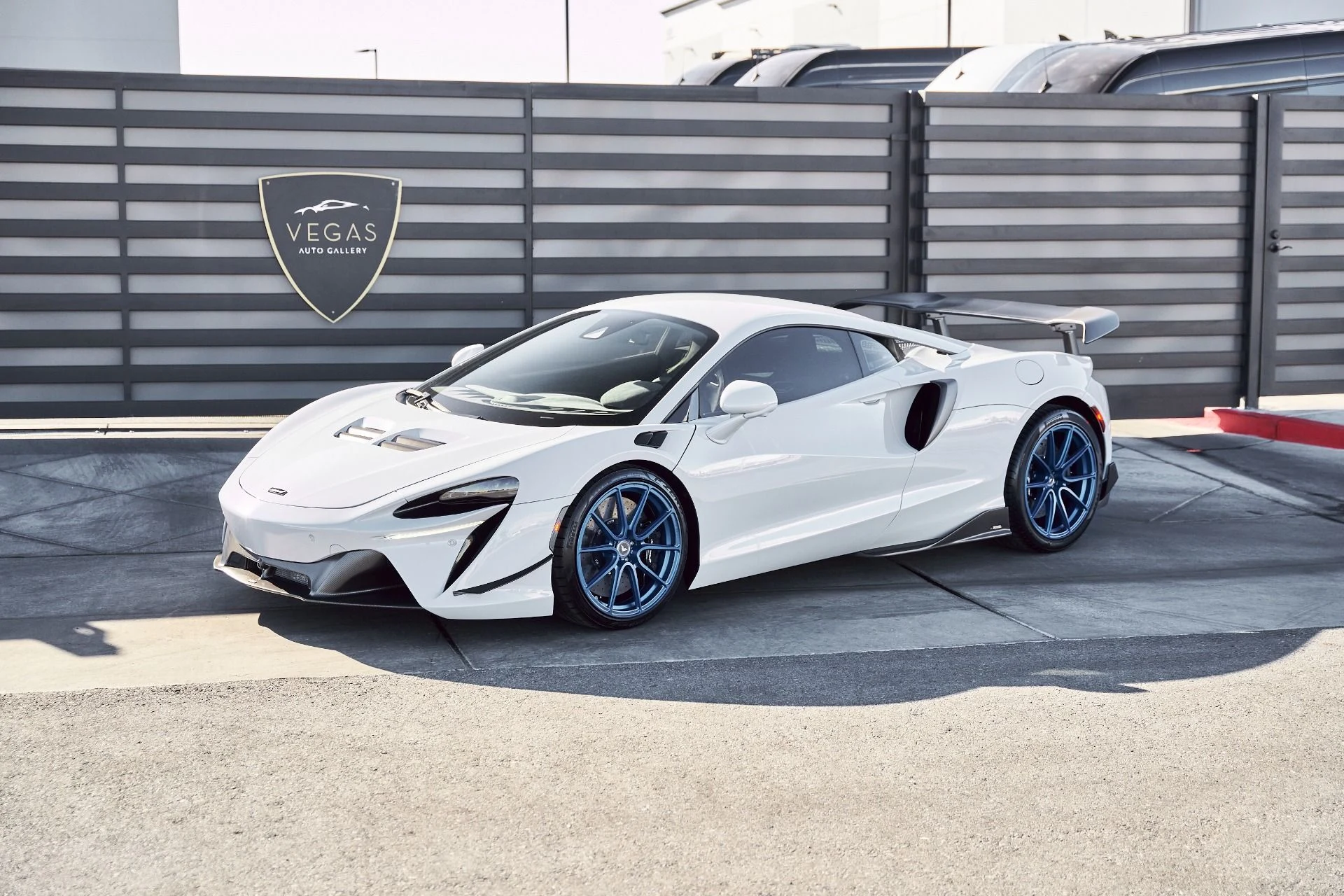 mph004_3632846396_Used_2023_Mc_Laren_Artura_1773773867_4fc9e1669d