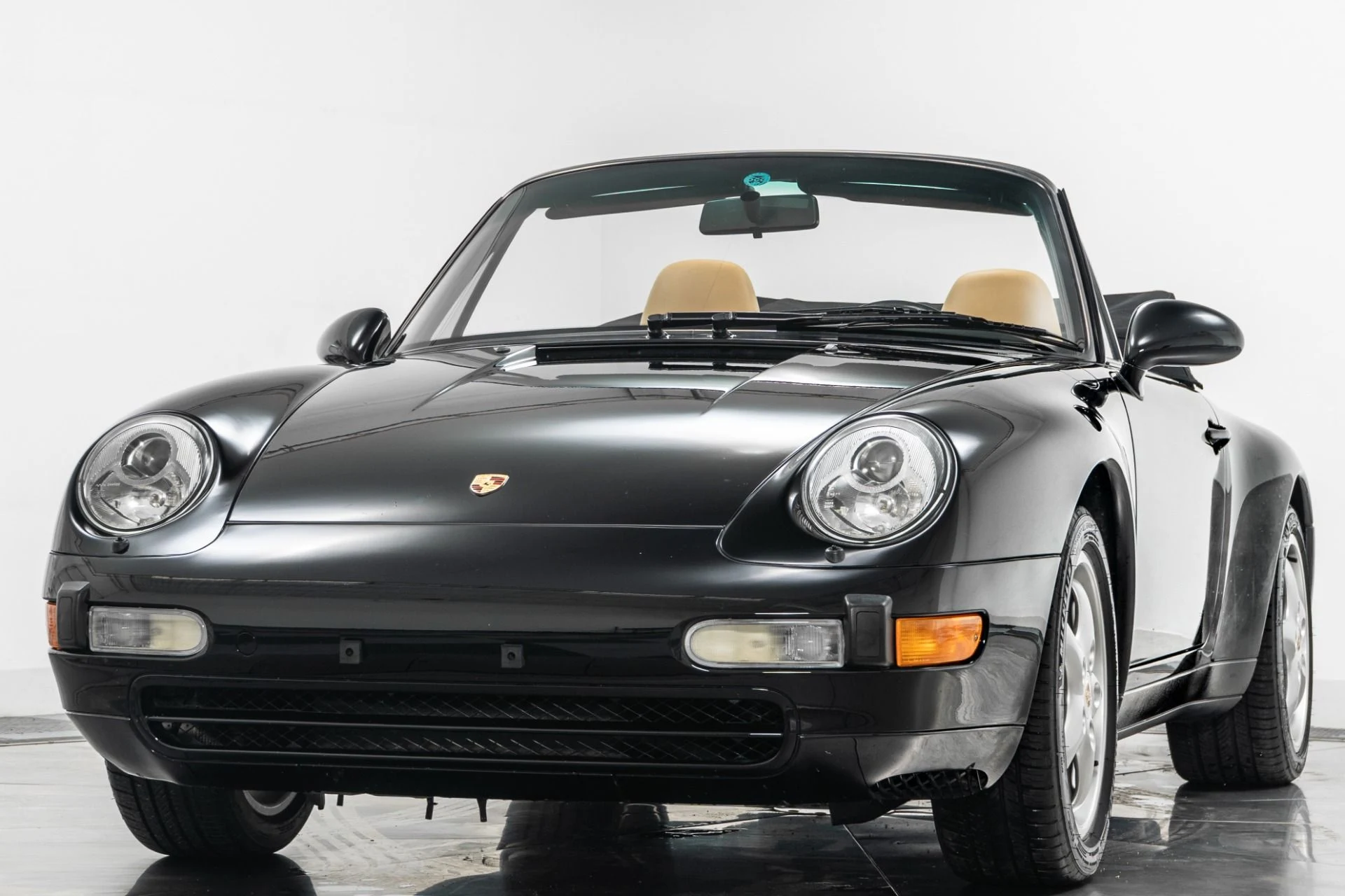 mph004_3633009717_Used_1996_Porsche_911_Carrera_Cabriolet_1755881186_f47308a506