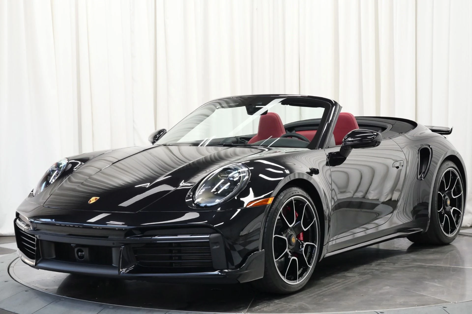mph004_3643304500_Used_2024_Porsche_911_Turbo_Cabriolet_1755711683_ae0983e186