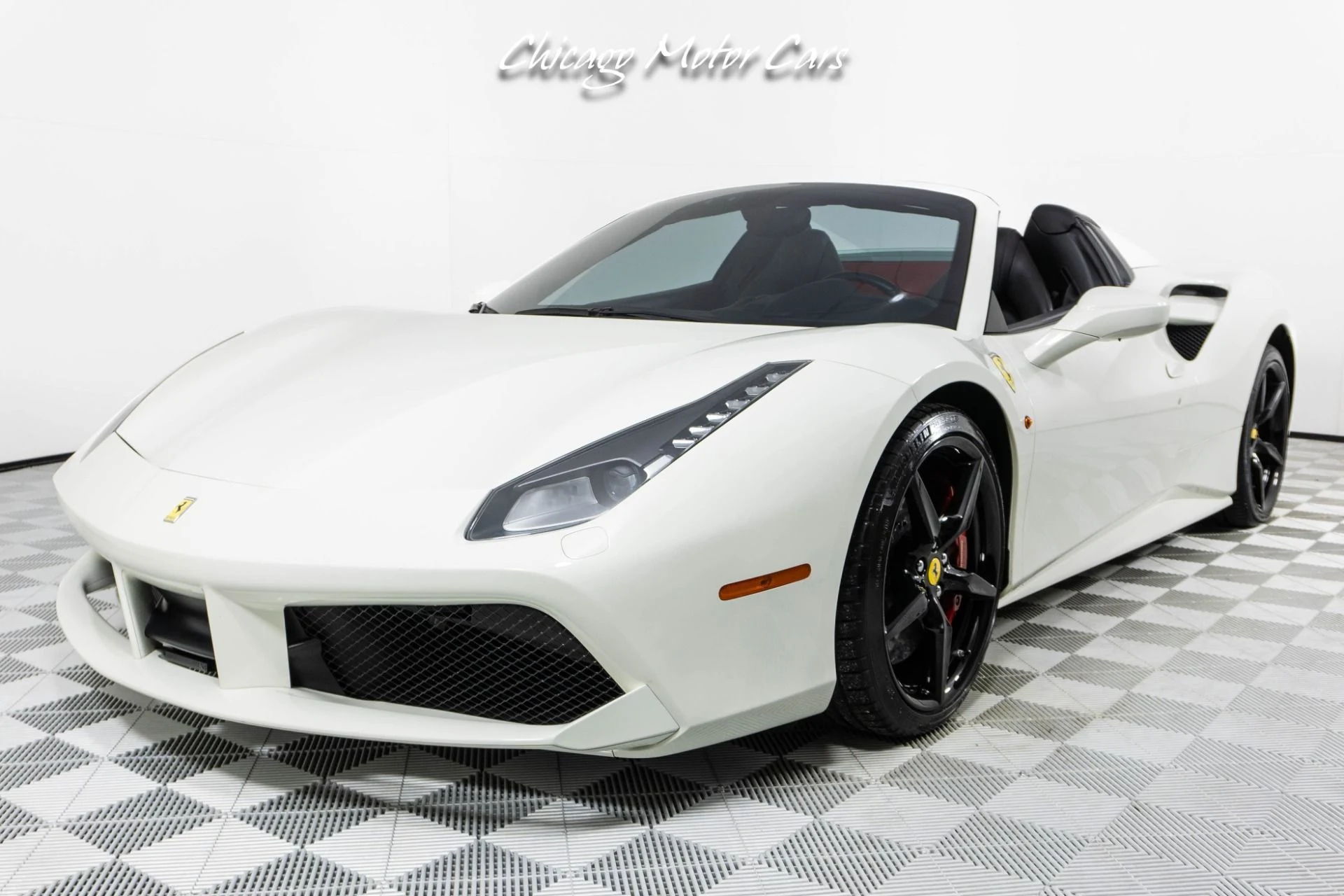 mph004_364784615_13162_p5_l_0696af71da