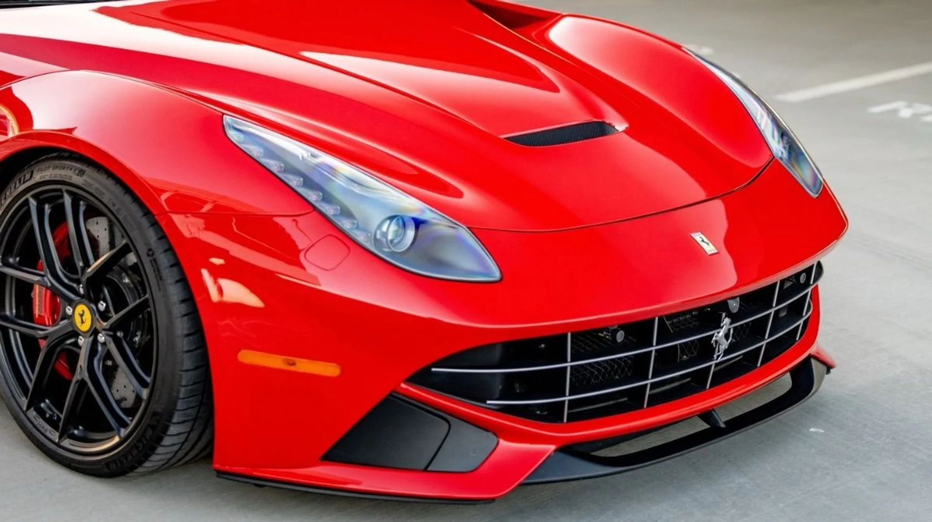 mph004_365021278_Used_2015_Ferrari_F12berlinetta_1757010639_f42380658e