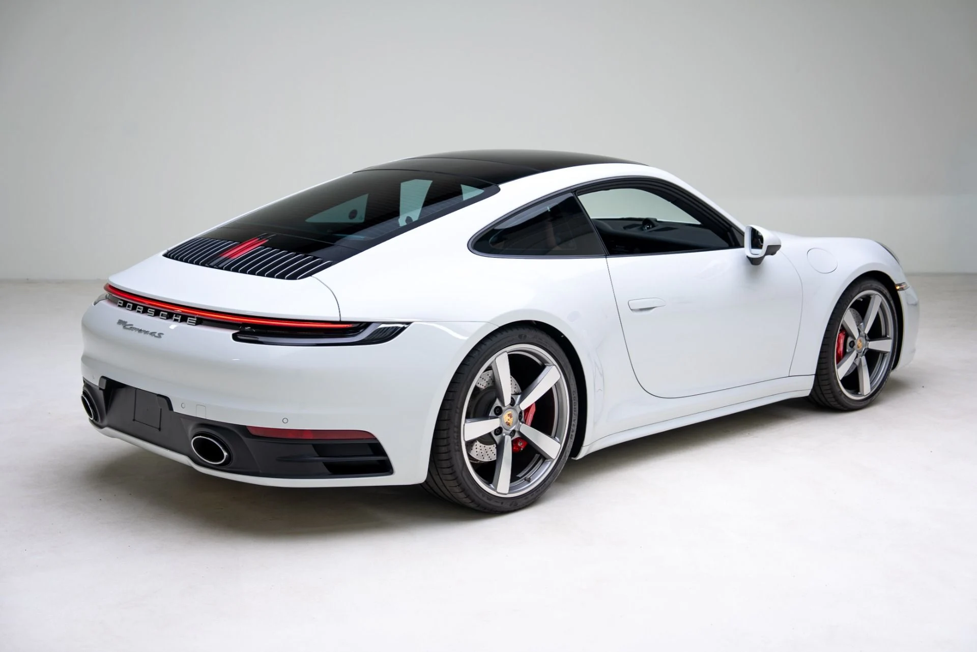 mph004_365204907_Used_2024_Porsche_911_Carrera_4_S_1768935320_19e403acc6