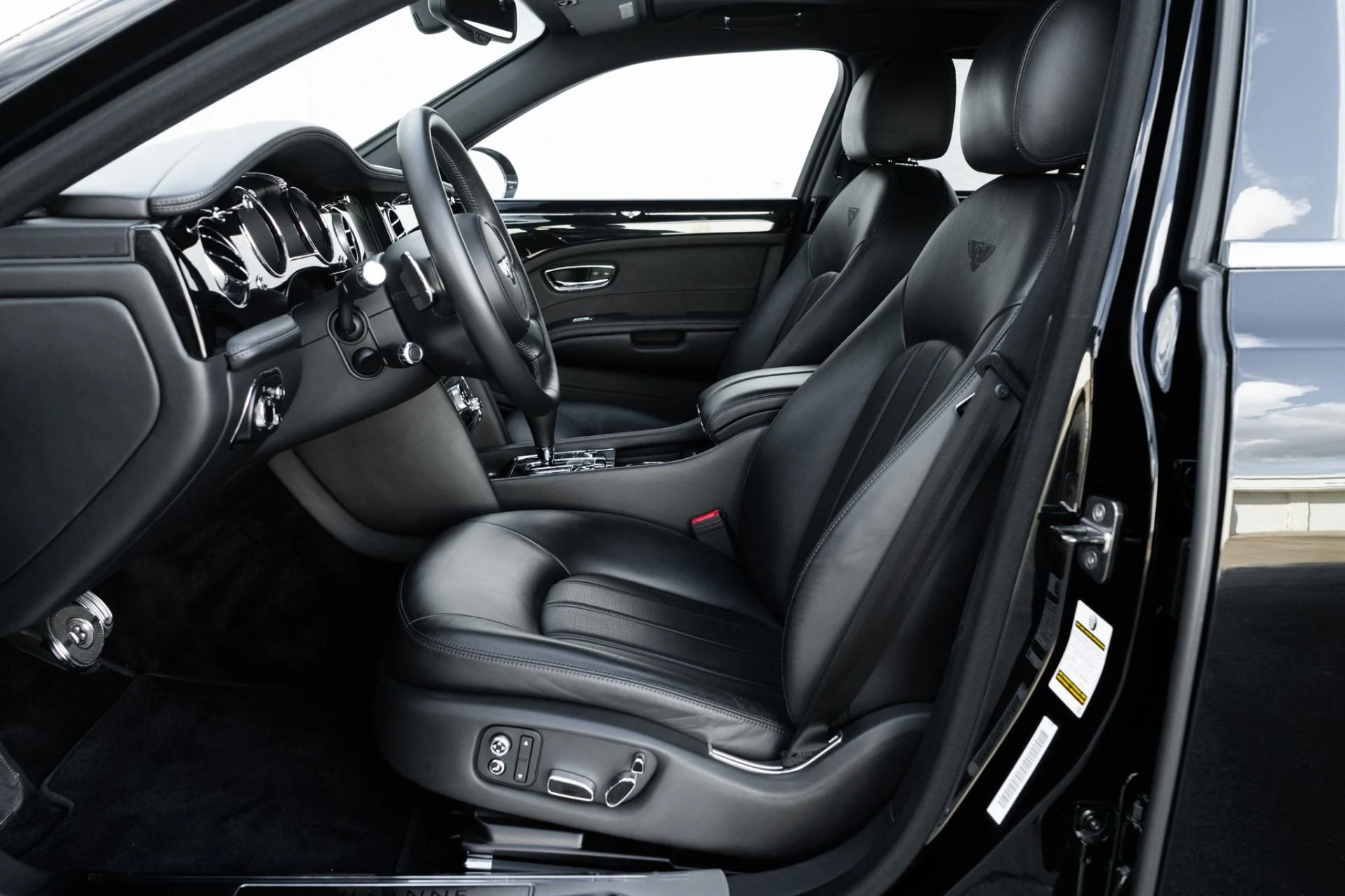 mph004_365466332_Used_2015_Bentley_Mulsanne_1763677193_39d9b8120d