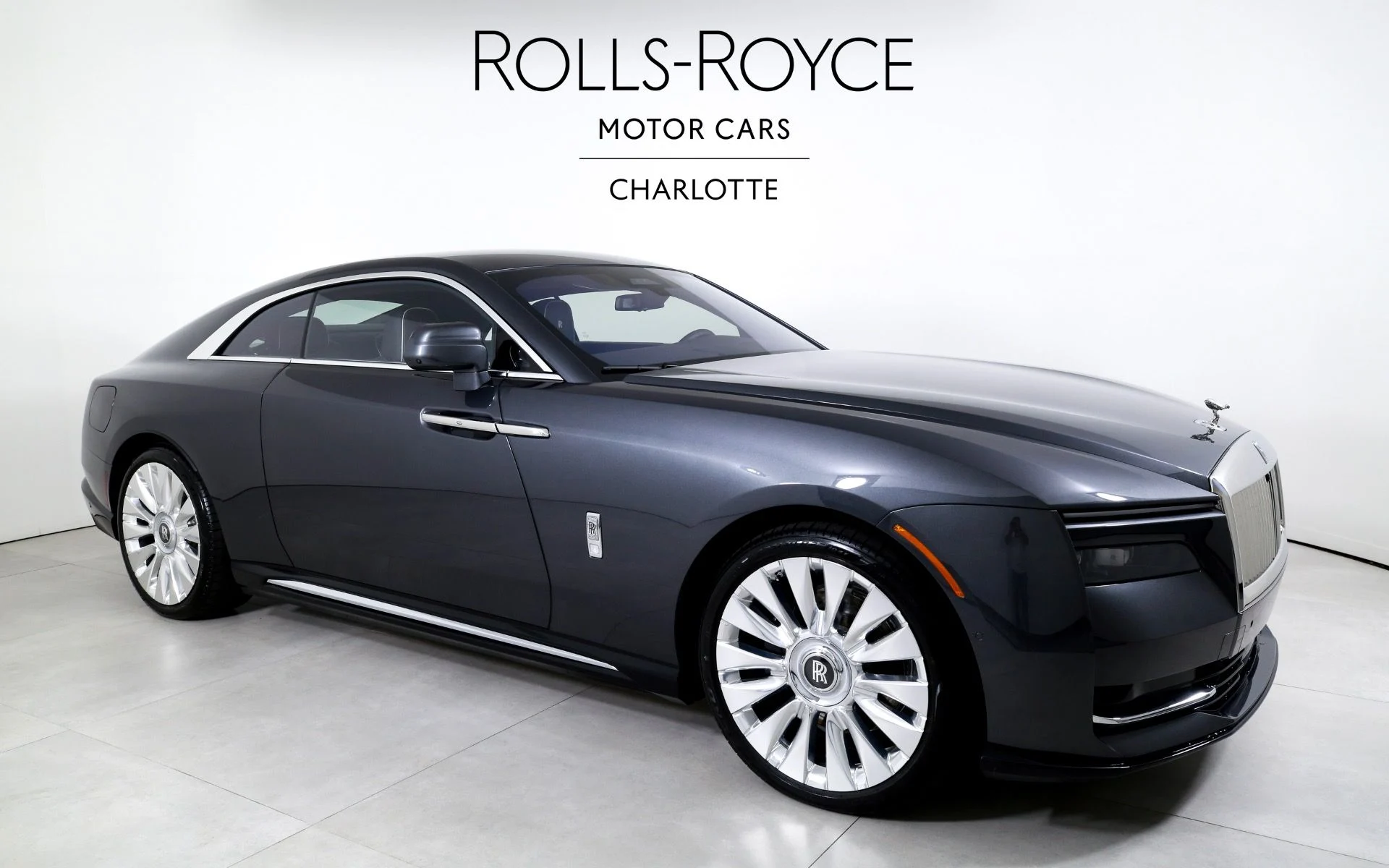 mph004_3660409158_Used_2025_Rolls_Royce_Spectre_1759510390_b0345b03b5