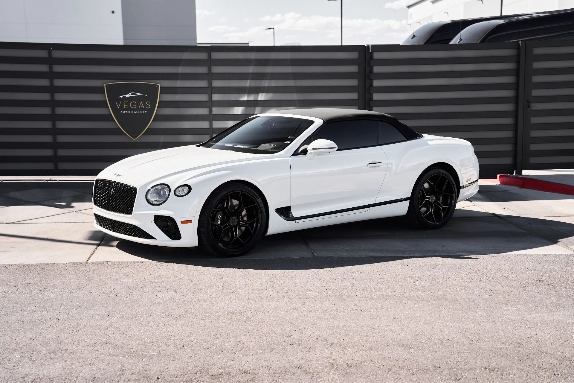 mph004_3660890183_Used_2023_Bentley_Continental_GT_Azure_1761181879_0f7d5164dc