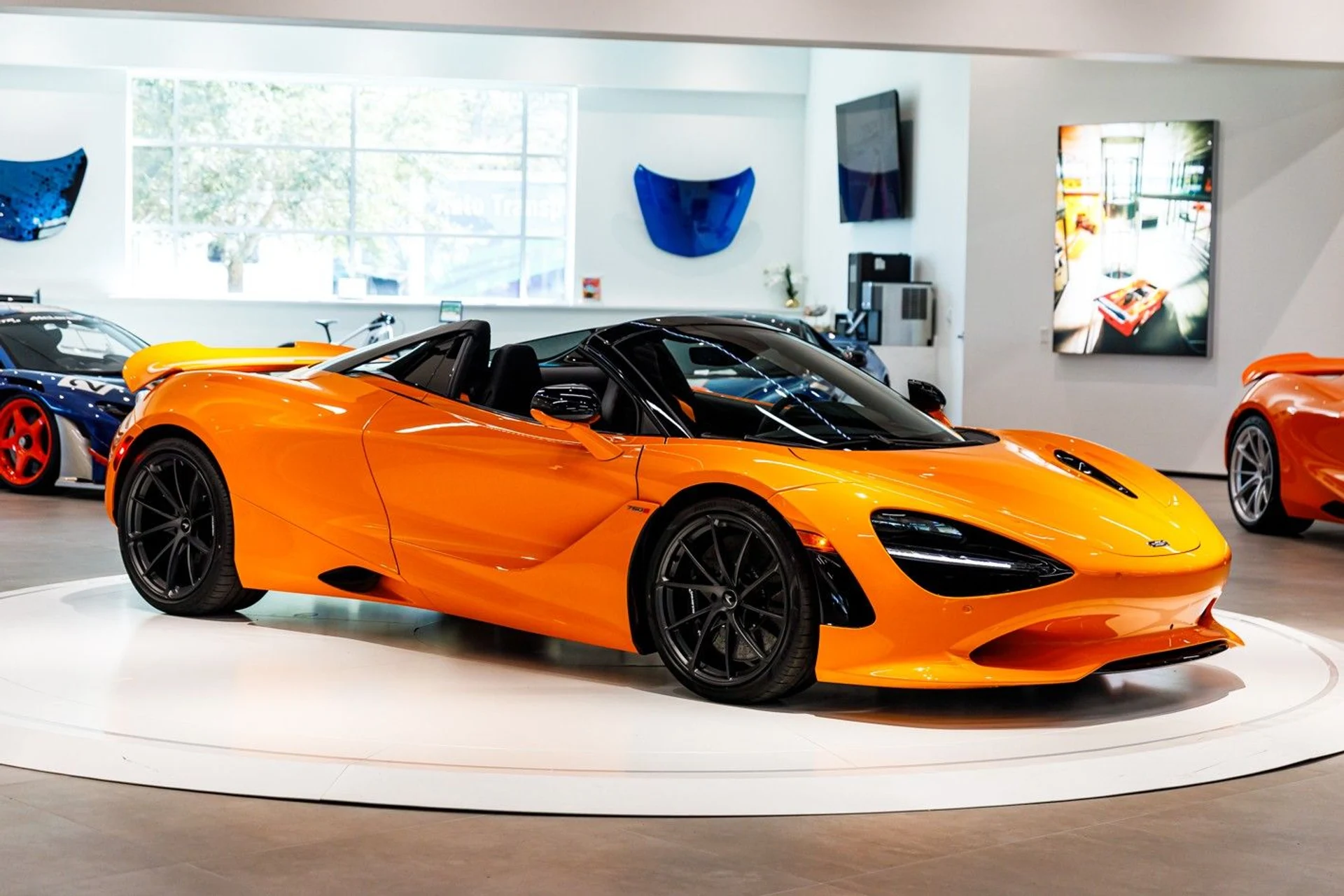 mph004_3665307621_651_p5_l_6c96486fd2