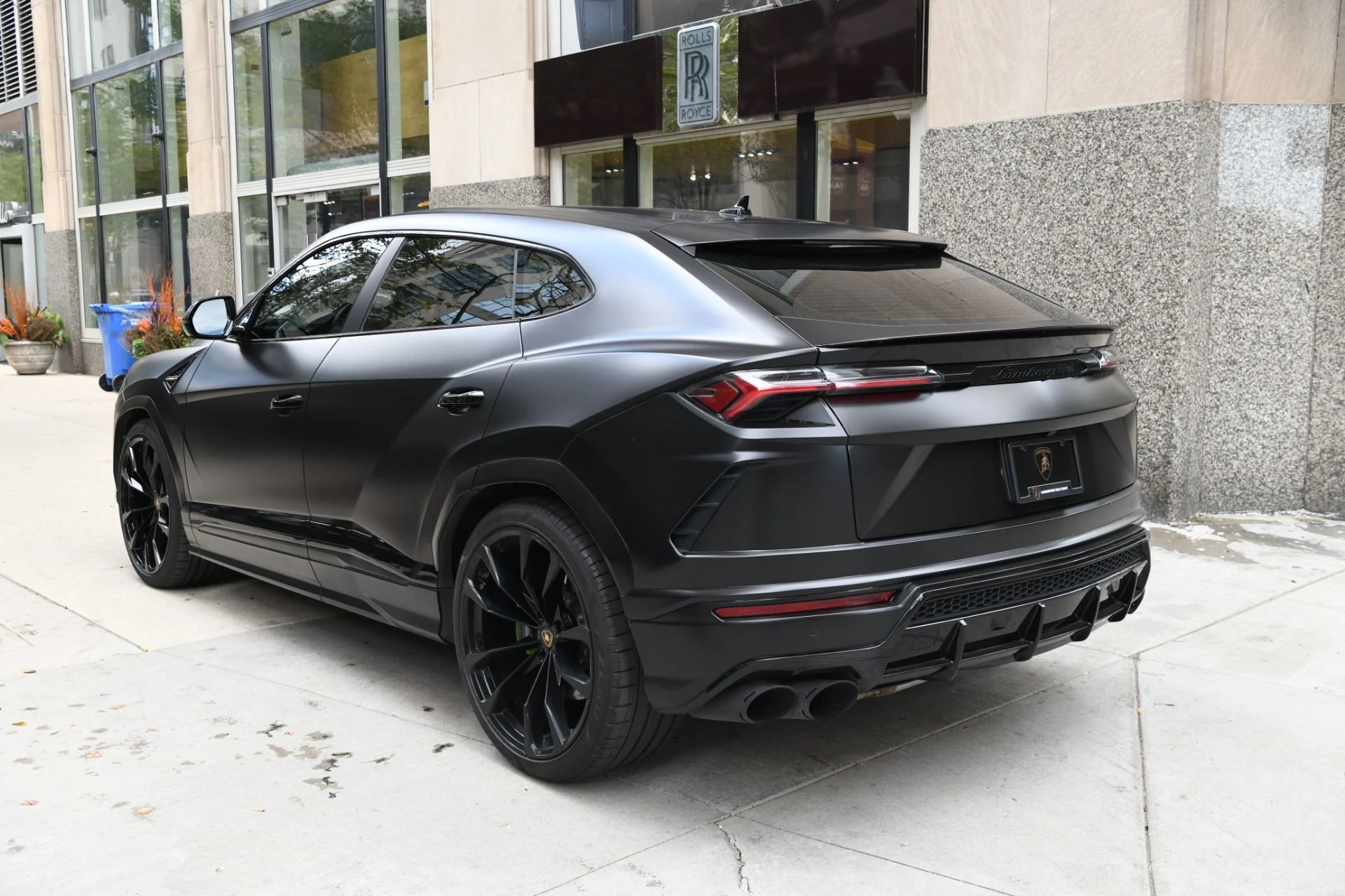 mph004_3674088128_Used_2021_Lamborghini_Urus_1762030143_907b462e50