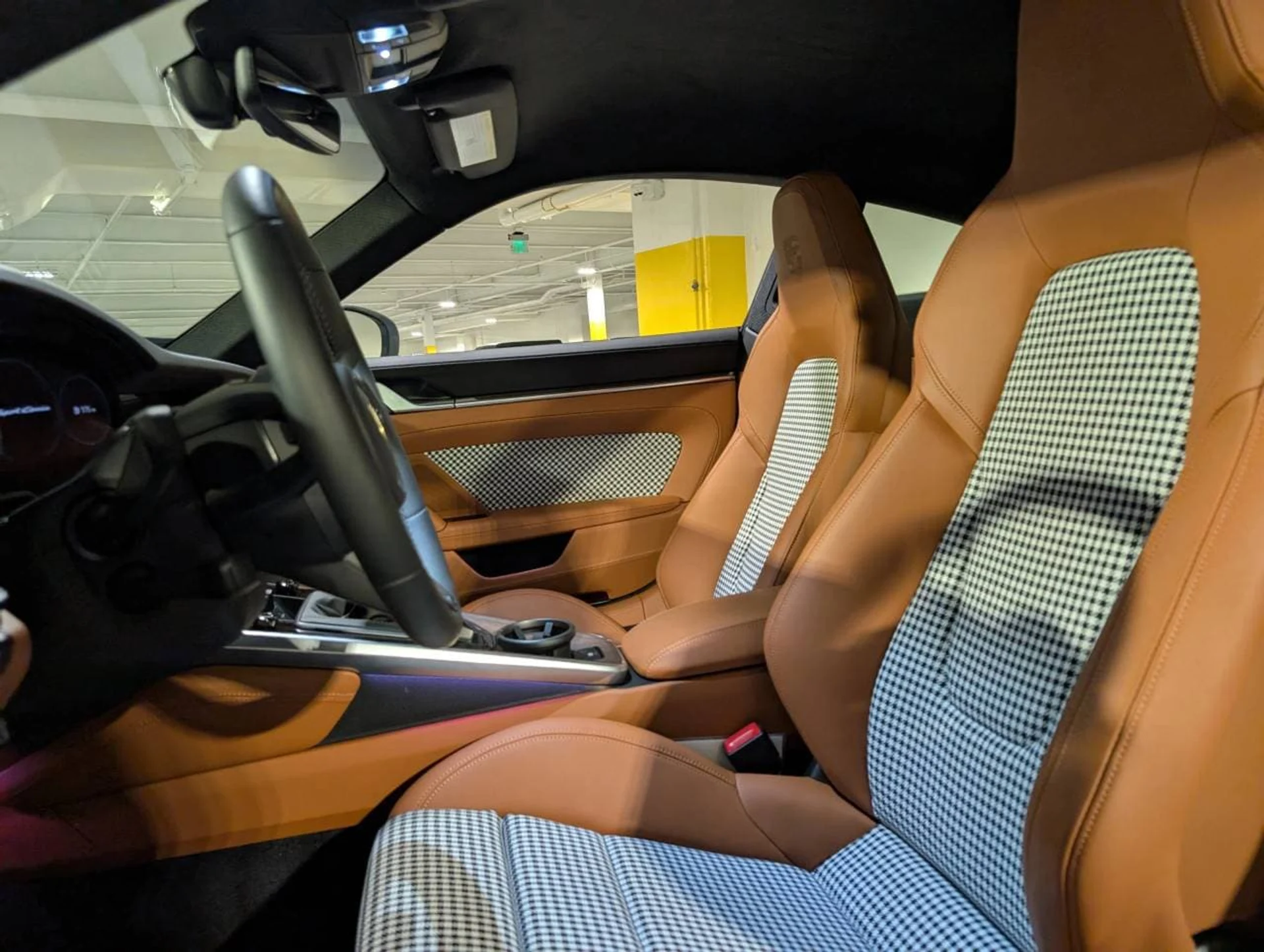 mph004_3680716104_7c296d52d312e0f97f7c9b19b41af130x_356d585008