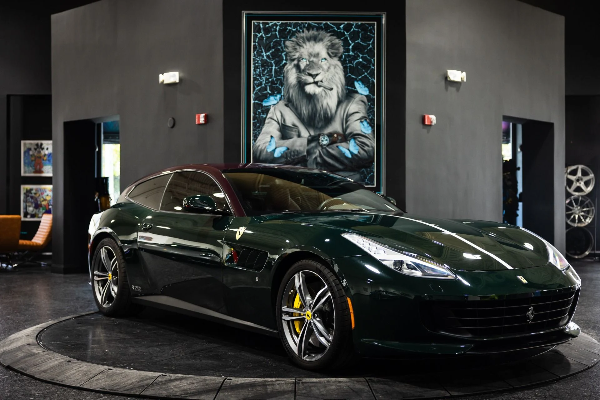 mph004_3688302769_Used_2018_Ferrari_GTC_4_Lusso_Tailor_Made_70th_Anniversary_HUGE_STICKER_1772204837_eb1e7dbeb1