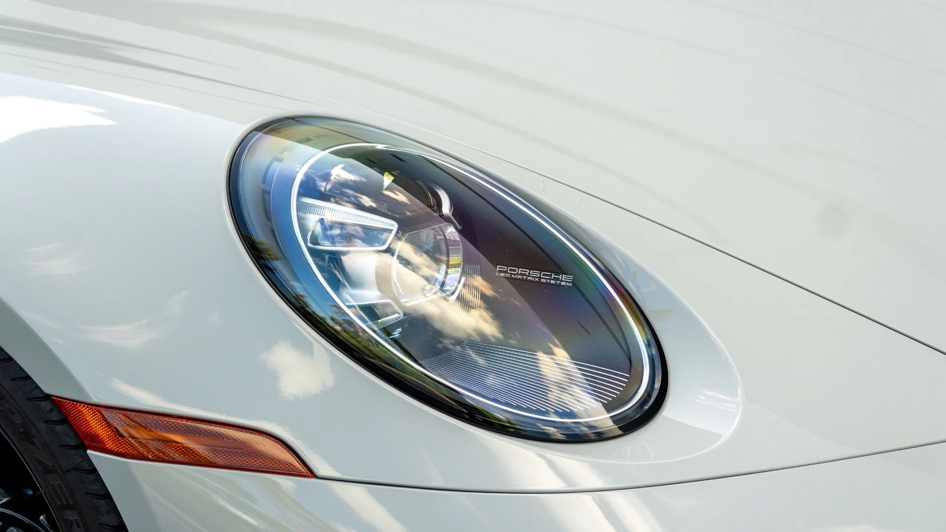 mph004_3697926567_Used_2022_Porsche_911_Turbo_S_1753978712_1880fb3f4a