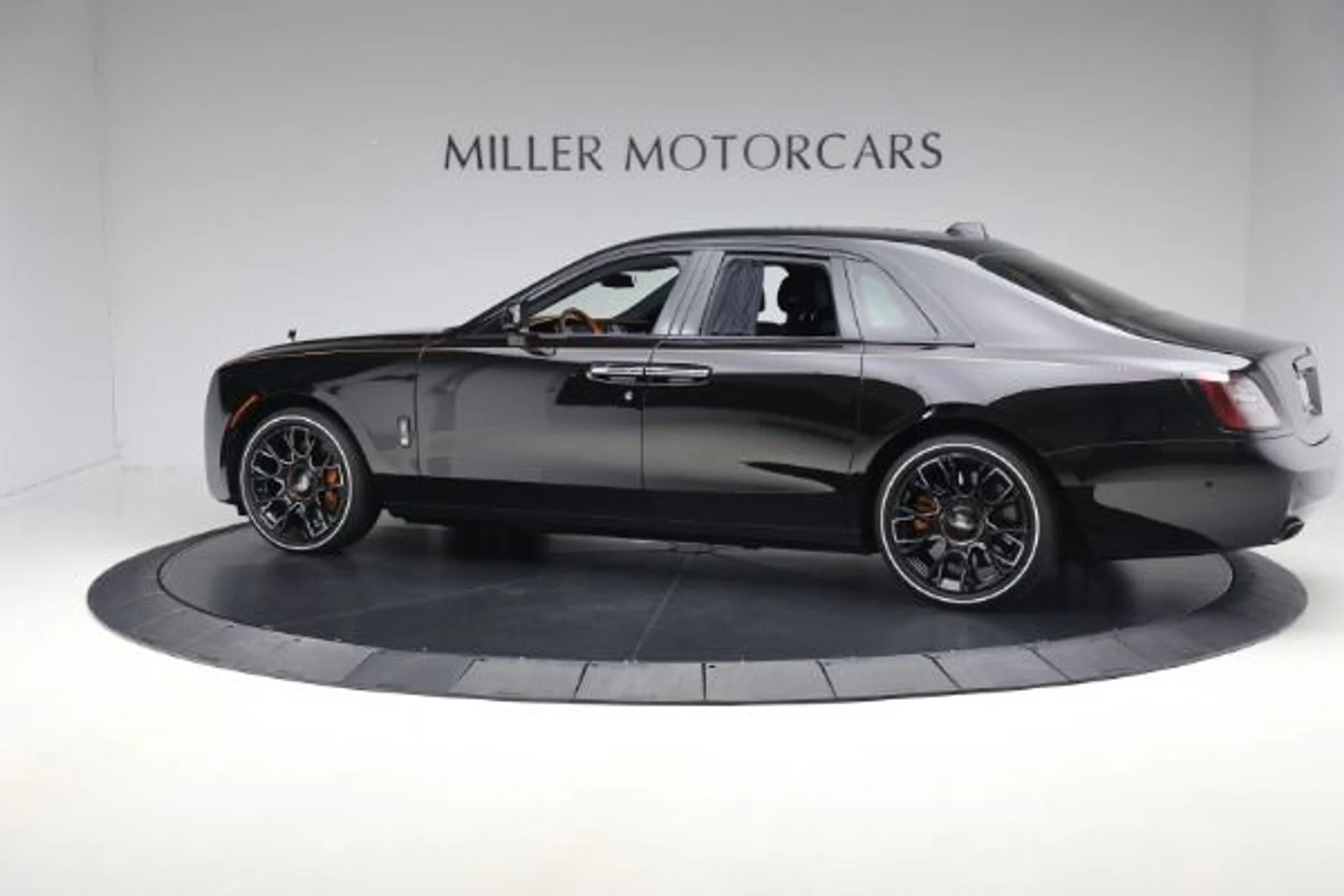 mph004_3698014633_Used_2024_Rolls_Royce_Black_Badge_Ghost_Ekleipsis_Collection_6c812d2e2c