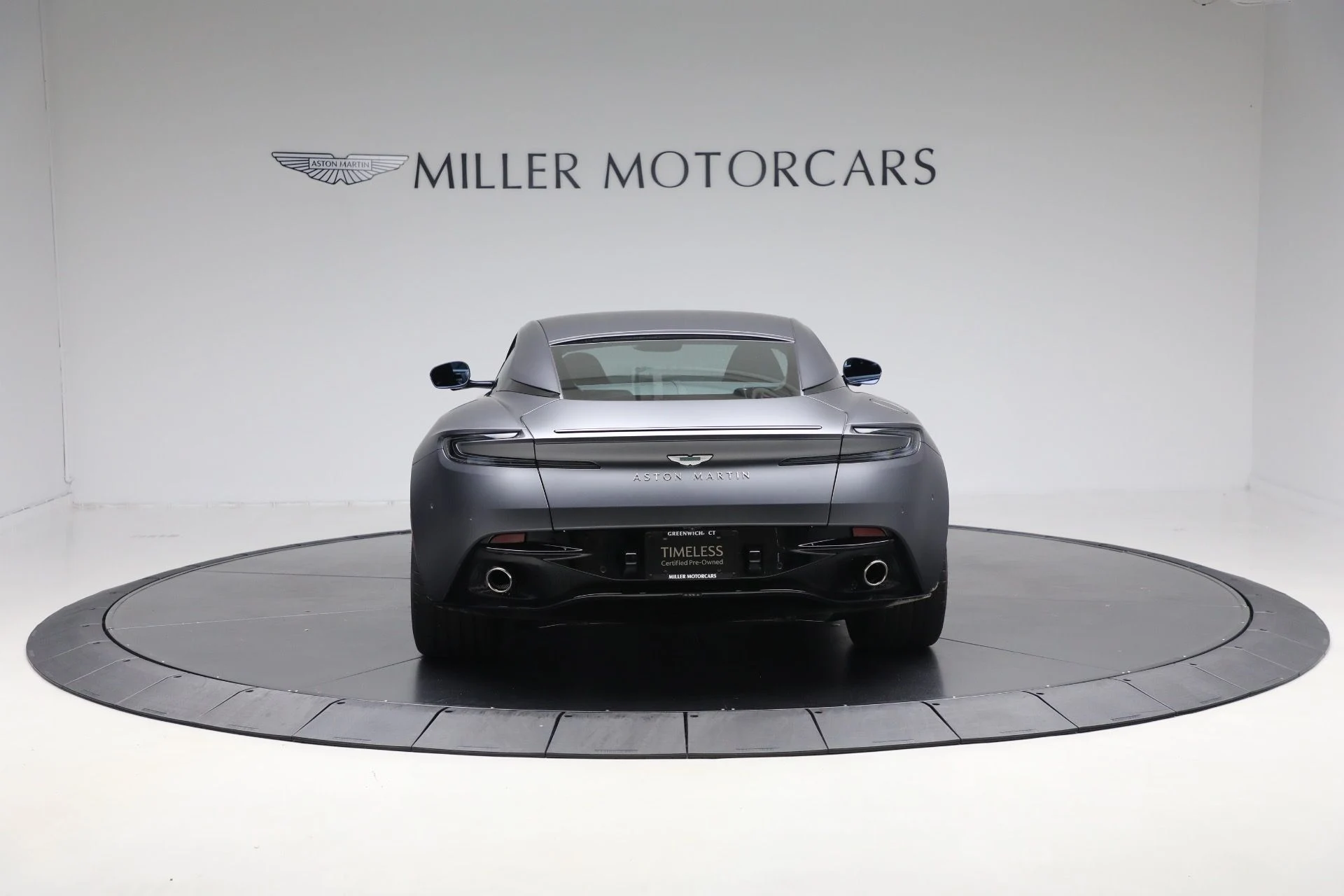 mph004_3699206738_Used_2025_Aston_Martin_DB_12_V8_977fb67c4a
