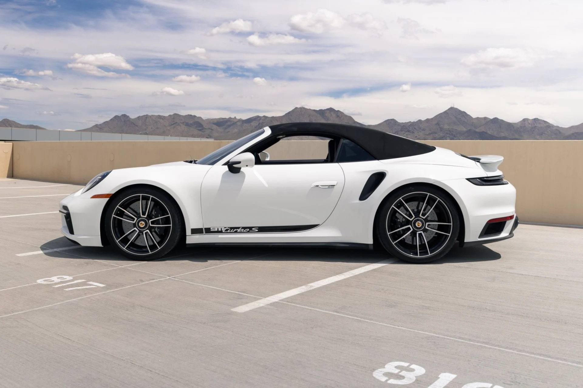 mph004_3703206825_Used_2025_Porsche_911_Turbo_S_1776200682_dfd61c4c0d