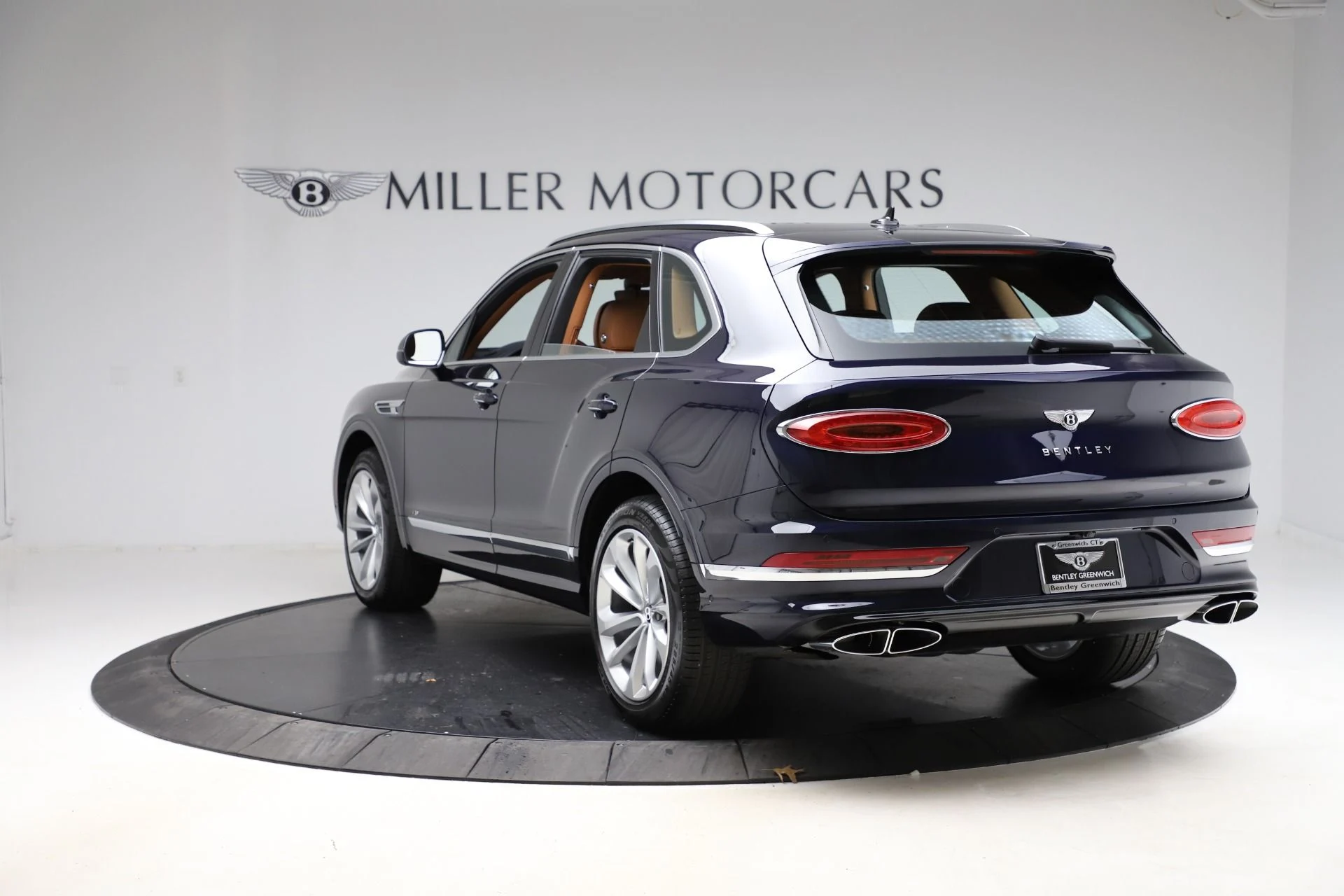 mph004_3705347496_Used_2021_Bentley_Bentayga_V8_45b7d03158