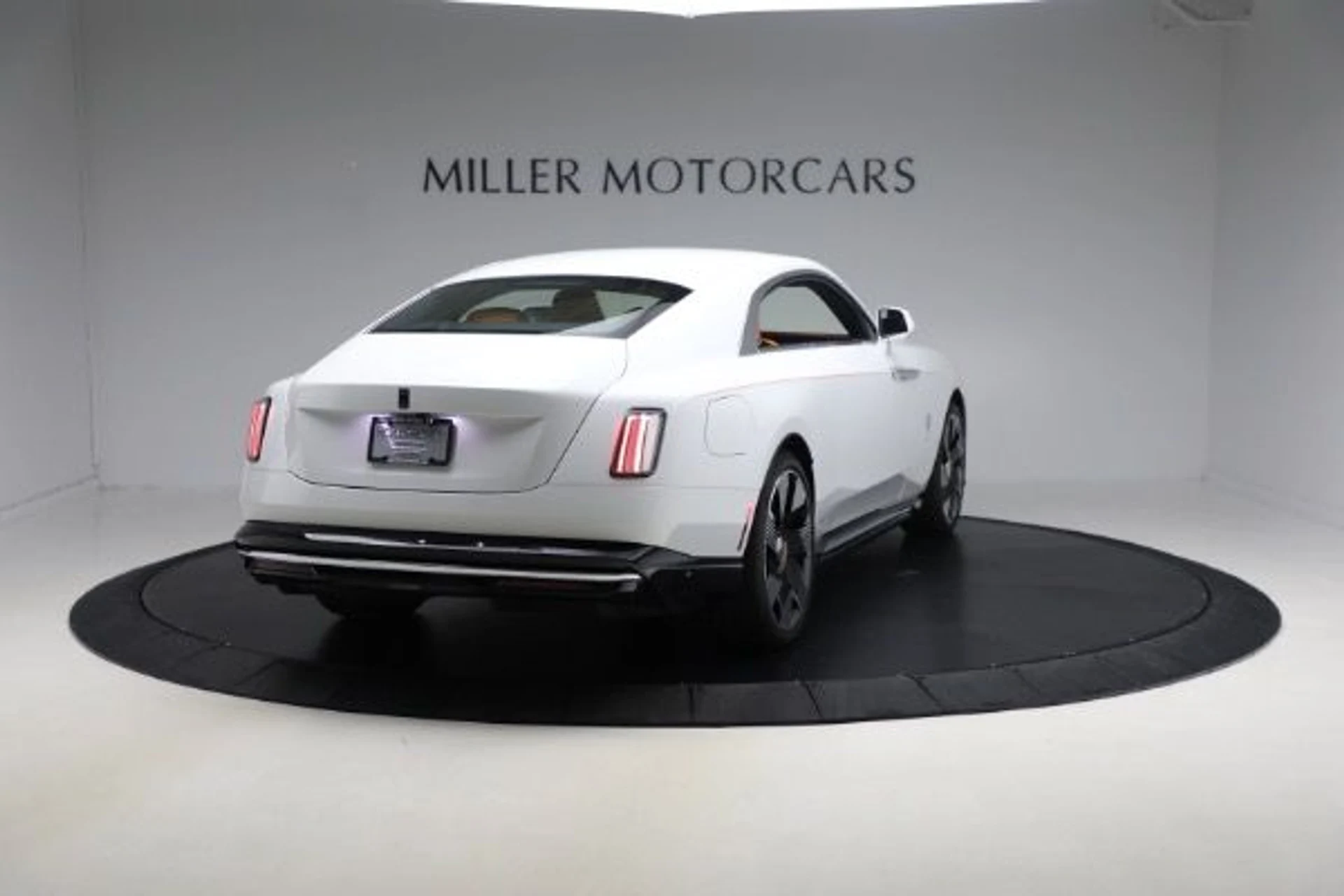 mph004_3710906383_Used_2024_Rolls_Royce_Spectre_fe76a8bc13